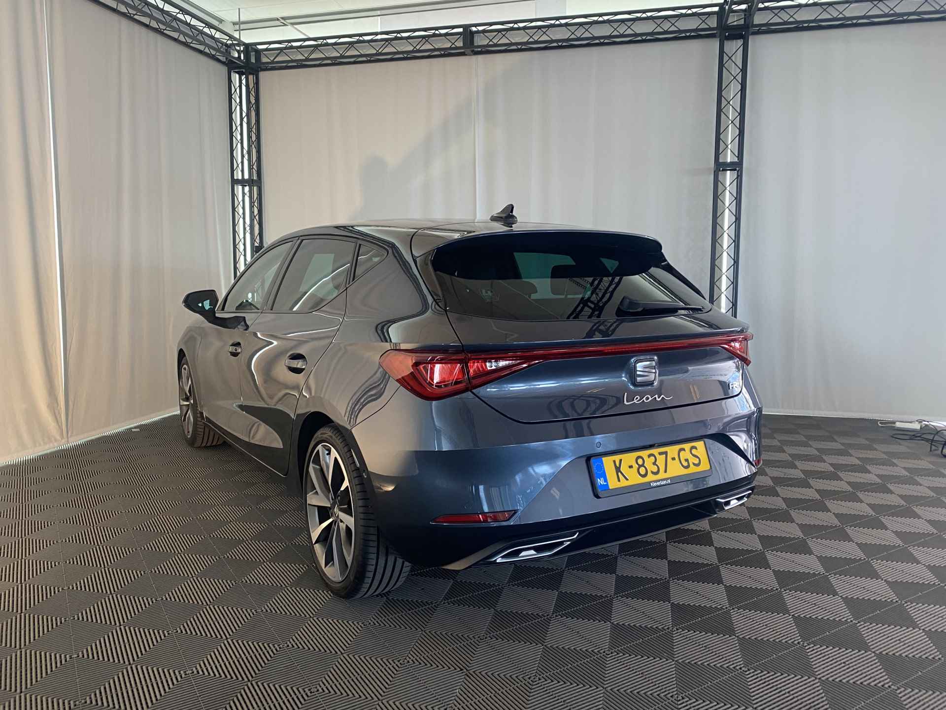 SEAT Leon 1.5 TSI FR Launch Edition | Navi | Apple Carplay | Stoel- en stuurverw. | ACC | DAB | Trekhaak - 5/45