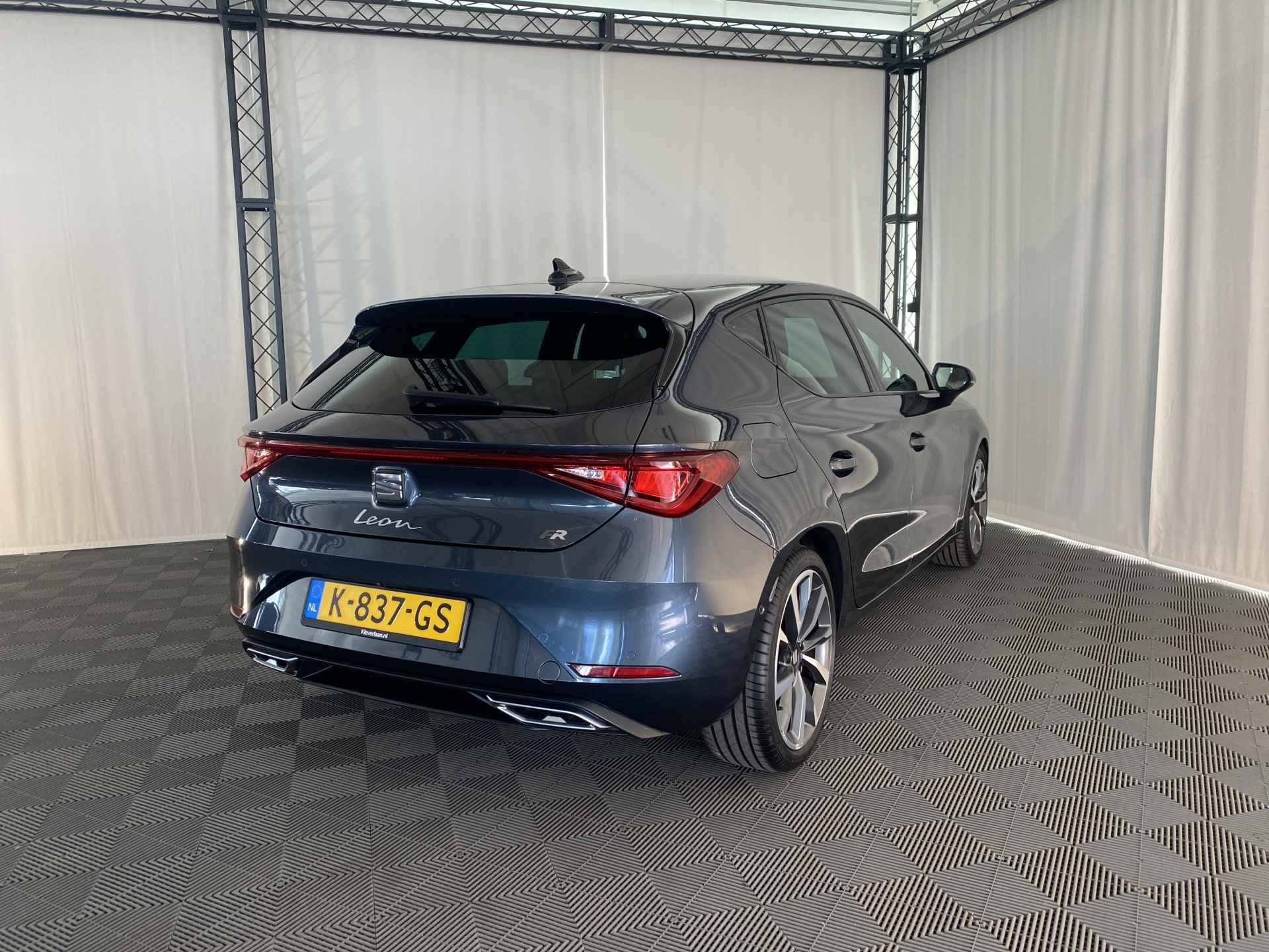 SEAT Leon 1.5 TSI FR Launch Edition | Navi | Apple Carplay | Stoel- en stuurverw. | ACC | DAB | Trekhaak - 26/45