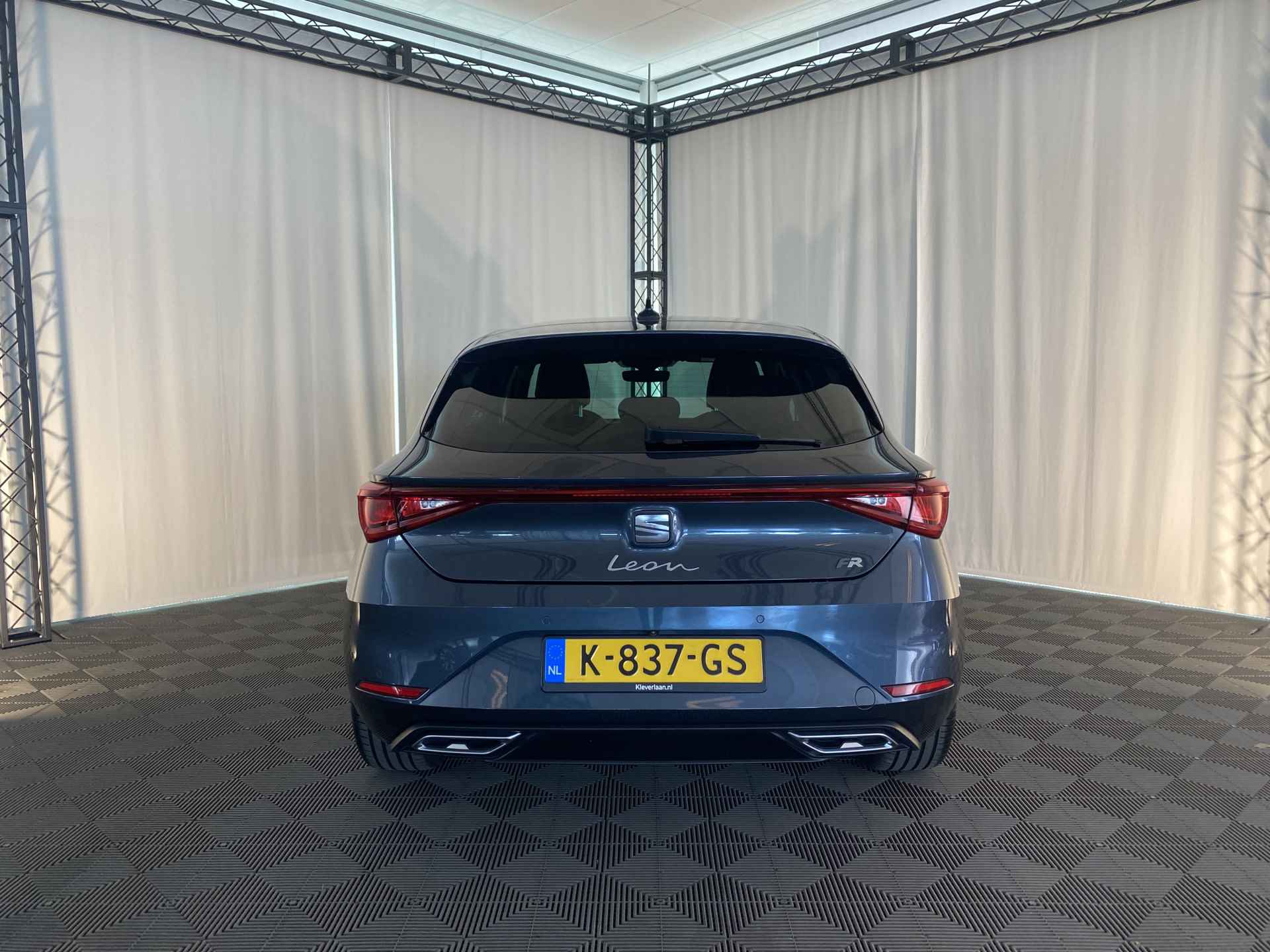 SEAT Leon 1.5 TSI FR Launch Edition | Navi | Apple Carplay | Stoel- en stuurverw. | ACC | DAB | Trekhaak - 29/45