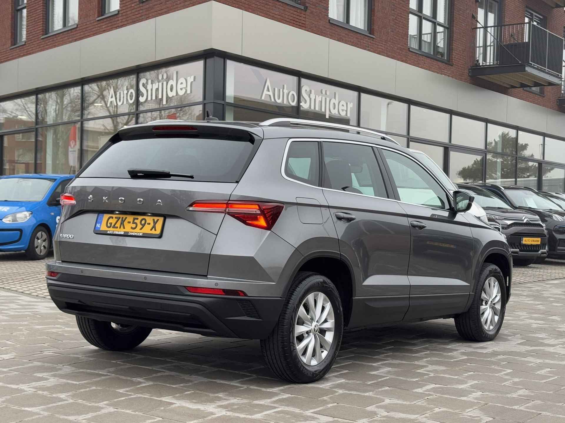 Skoda Karoq 1.5 TSI ACT Business Edition 150pk automaat | ECC | Camera | Carplay | 16LM - 3/33