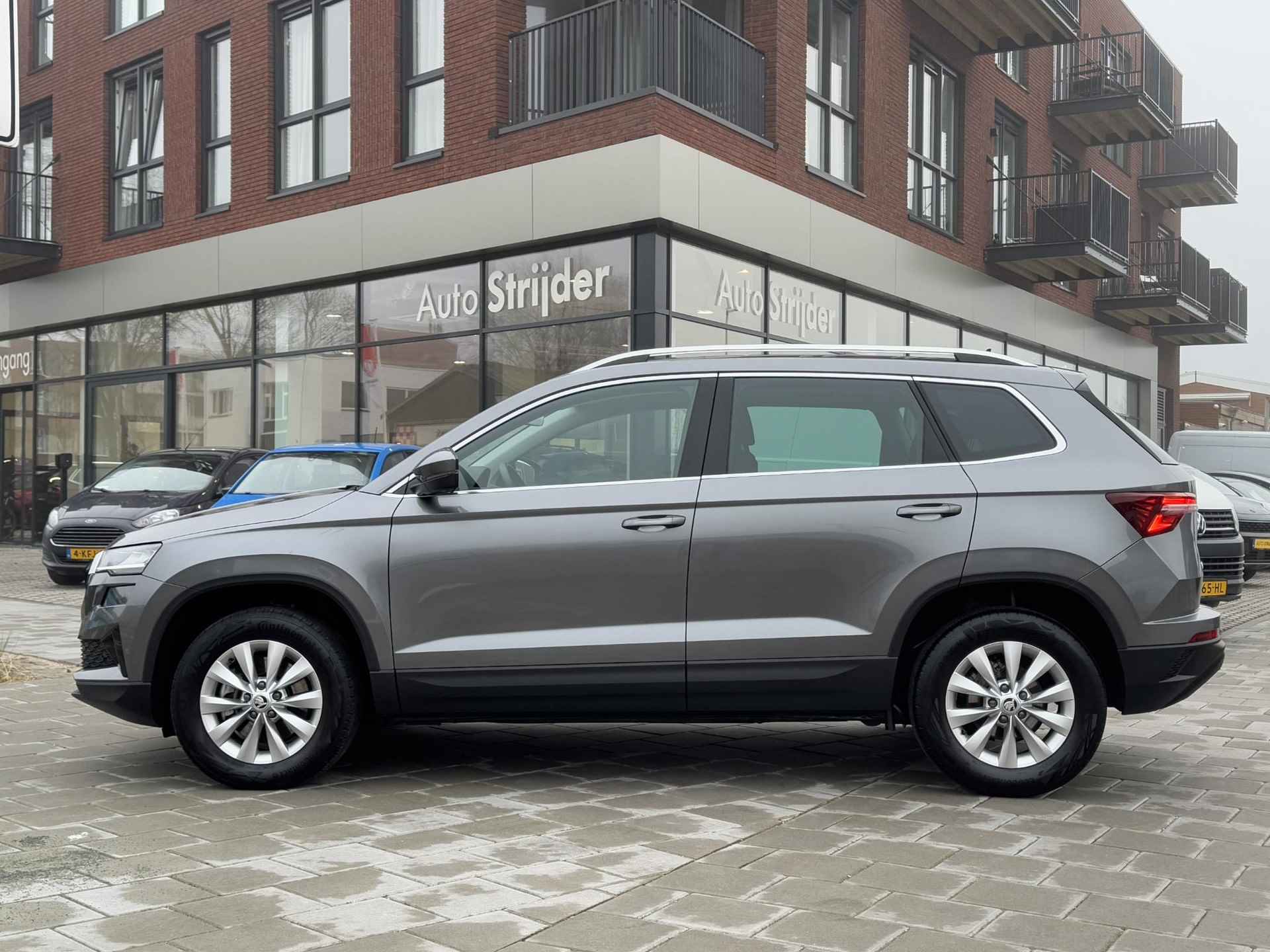 Skoda Karoq 1.5 TSI ACT Business Edition 150pk automaat | ECC | Camera | Carplay | 16LM - 5/33