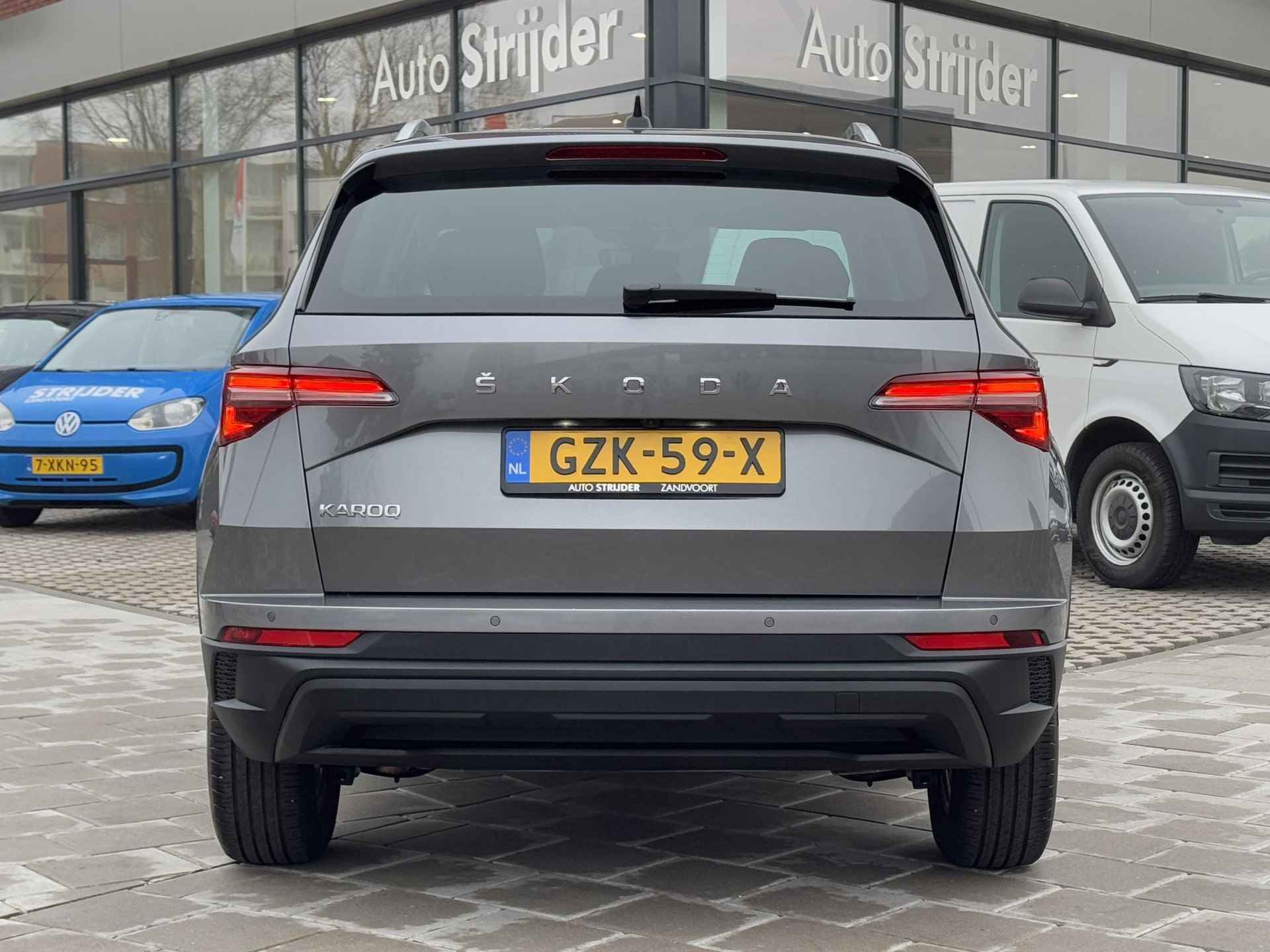 Skoda Karoq 1.5 TSI ACT Business Edition 150pk automaat | ECC | Camera | Carplay | 16LM - 24/33