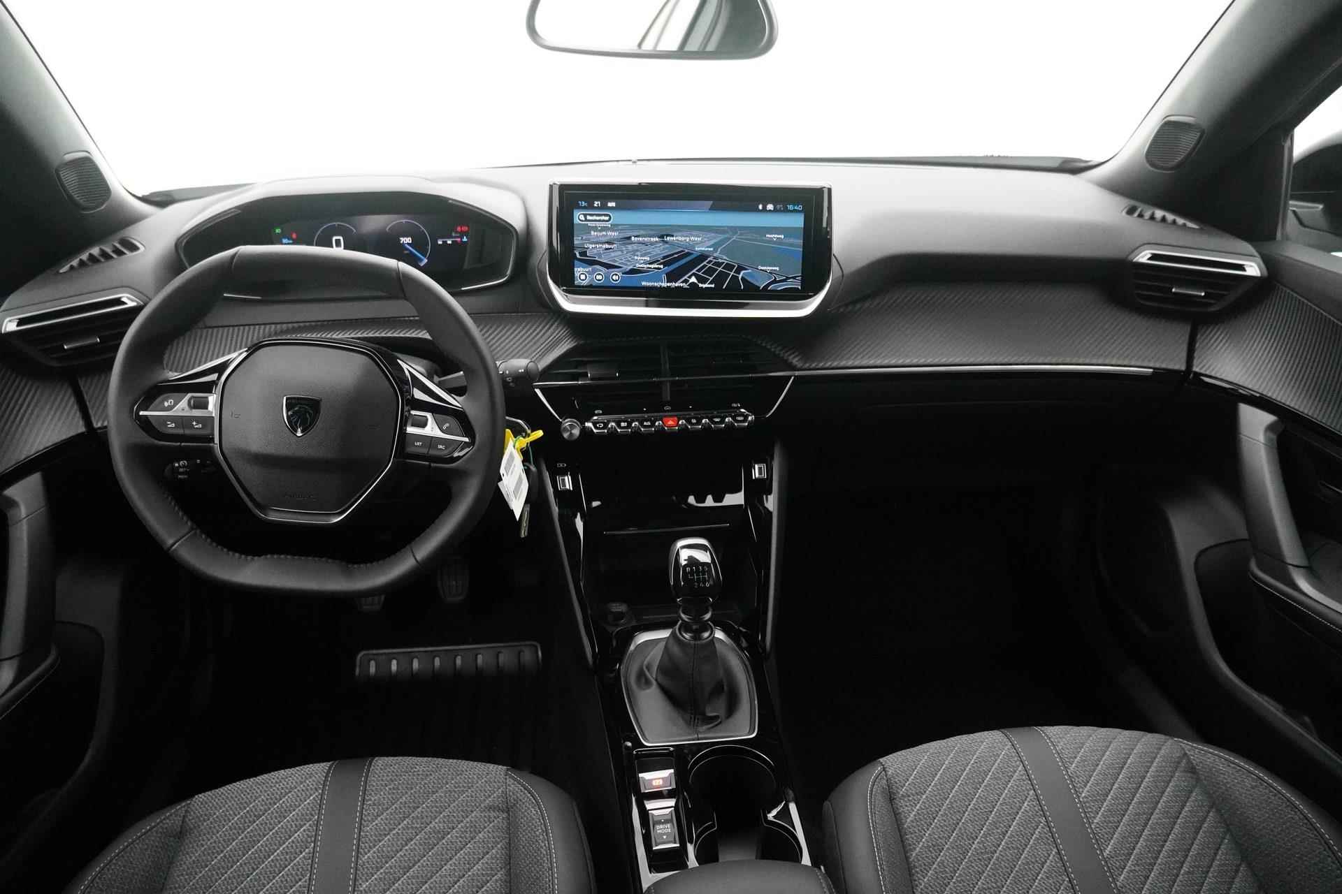 Peugeot 2008 1.2 100pk Allure | Navi | Camera | Cruise | PDC | Draadloze telefoonlader | - 28/30