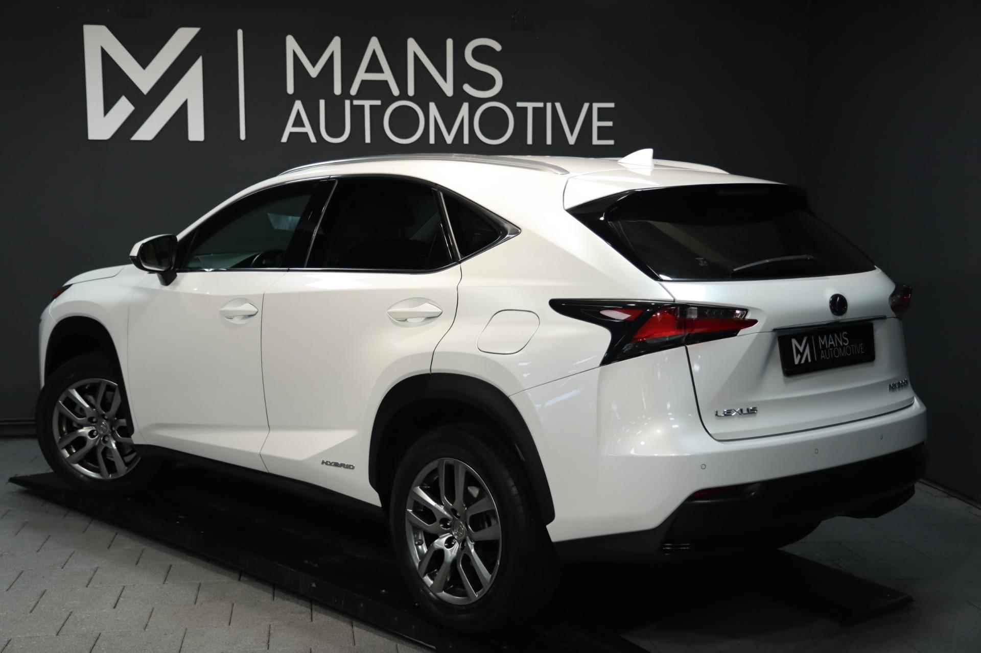 Lexus NX 300h Luxury Line / KEYLESS / LEDER / CAMERA / NAVI / ELEK. STOELEN - 4/40