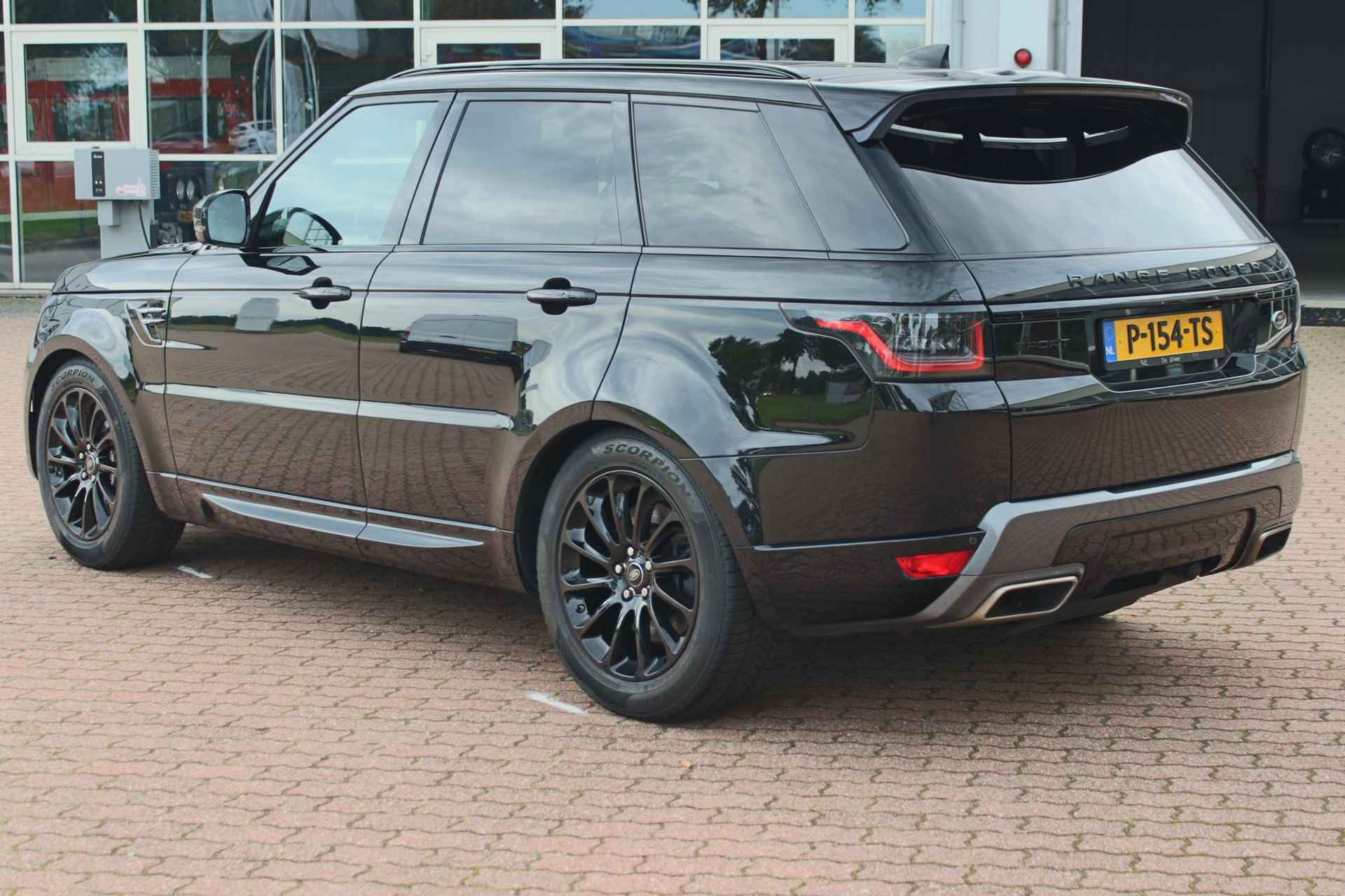 Land Rover Range Rover Sport 2.0 P400e HSE „De Uiver” Black Edition Keyless Entry, Matrix LED, Adaptive Cruise, Massage functie / Koelbare voorstoelen - 5/52
