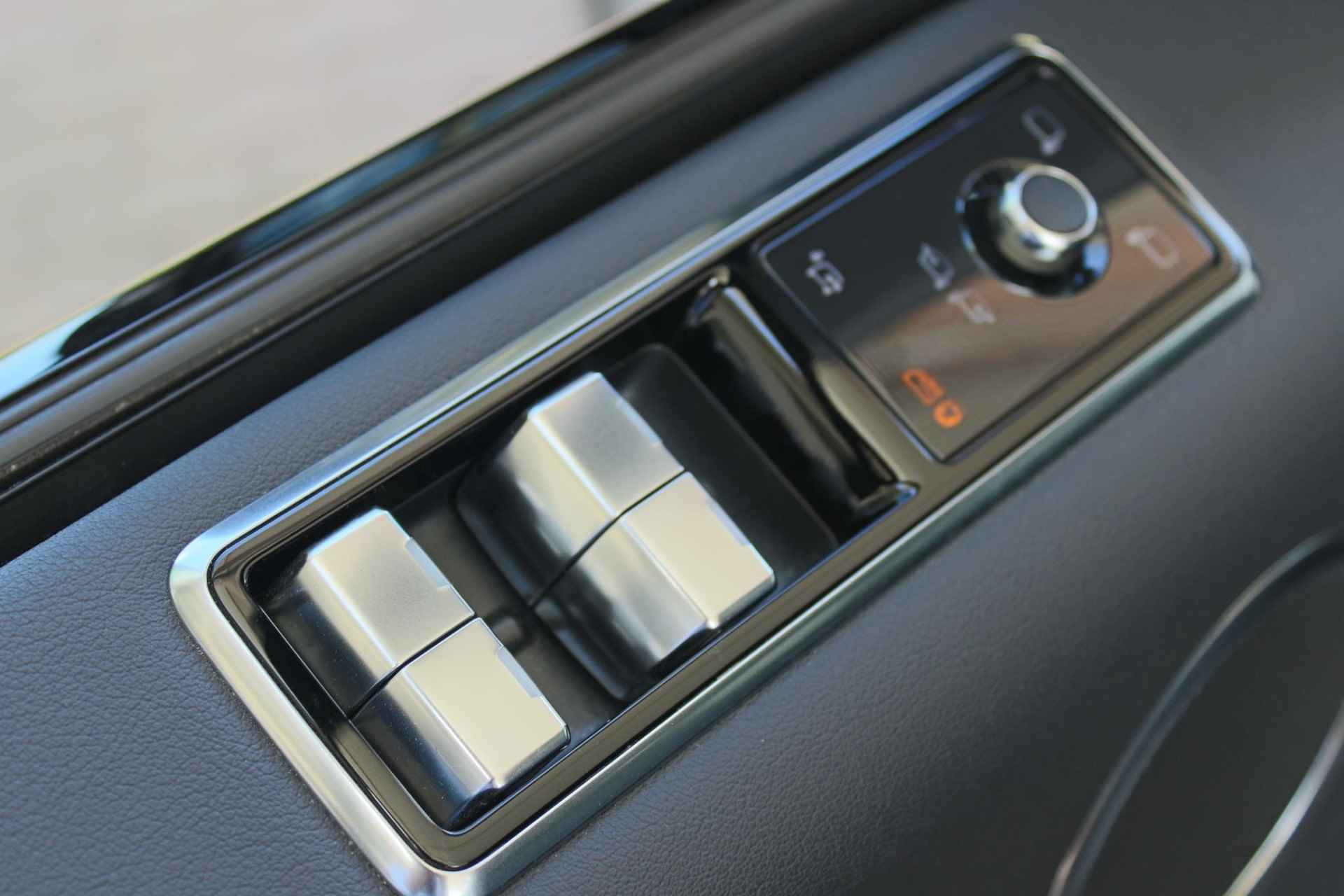 Land Rover Range Rover Sport 2.0 P400e HSE „De Uiver” Black Edition Keyless Entry, Matrix LED, Adaptive Cruise, Massage functie / Koelbare voorstoelen - 15/52