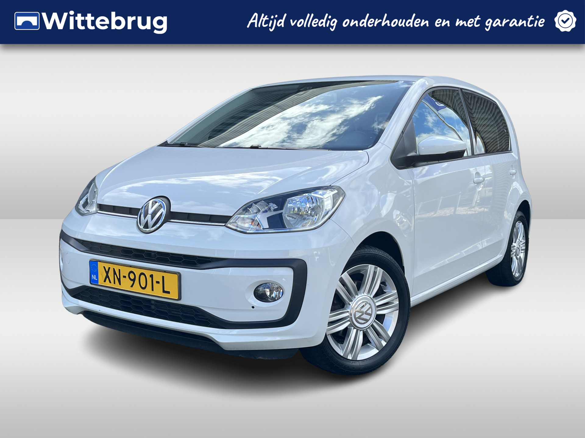 Volkswagen up! 1.0 BMT high up! | Lichtmetalen Velgen | Airco | Cruise Control bij viaBOVAG.nl