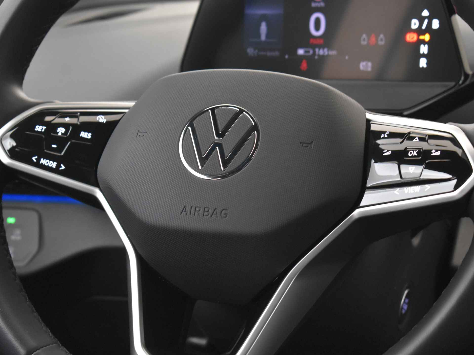 Volkswagen ID.4 Pro 77 kWh | Trekhaak | Stoel+stuurverwarming | Parkeersensoren | Navigatie | - 18/85