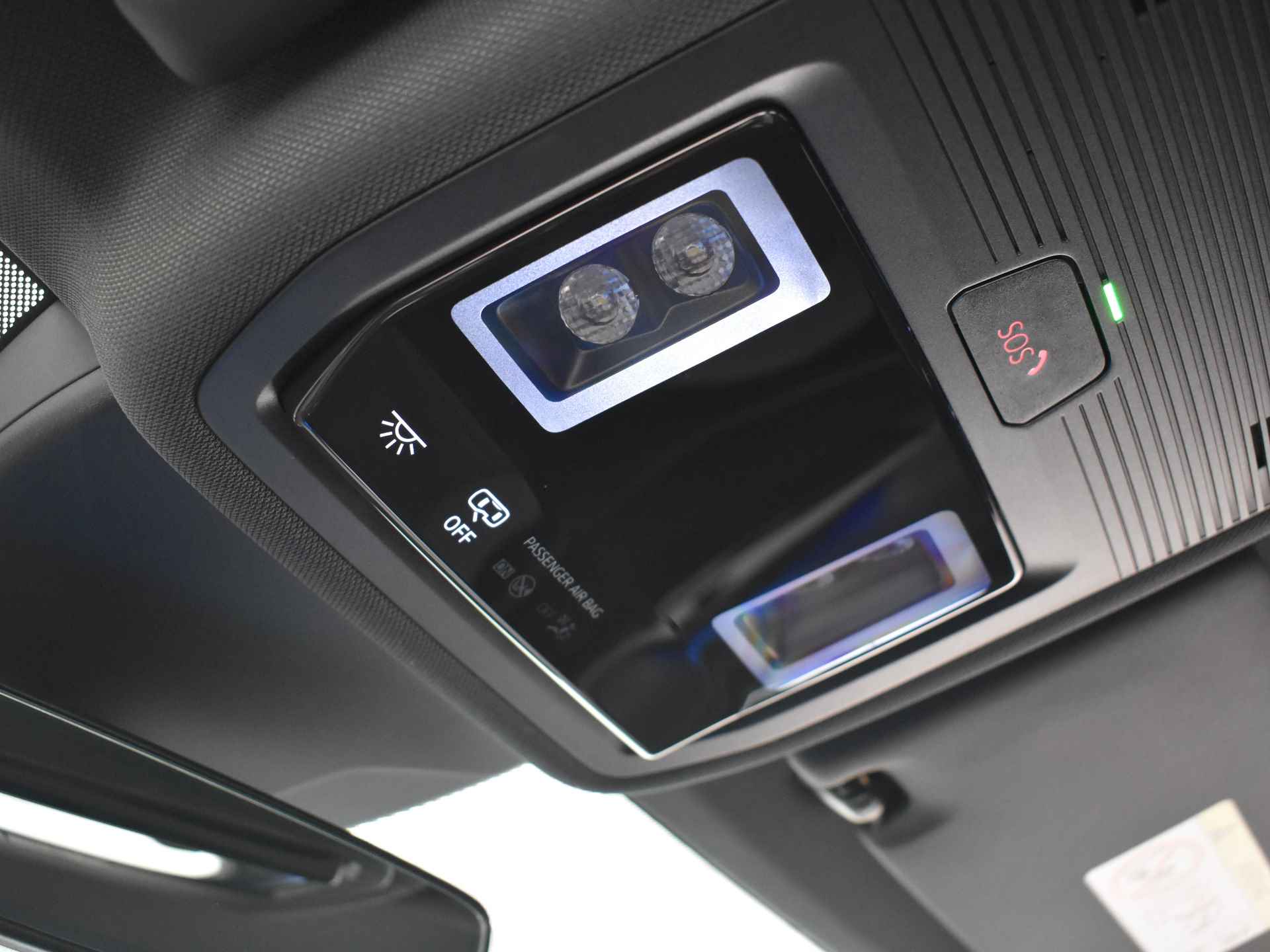 Volkswagen ID.4 Pro 77 kWh | Trekhaak | Stoel+stuurverwarming | Parkeersensoren | Navigatie | - 40/85