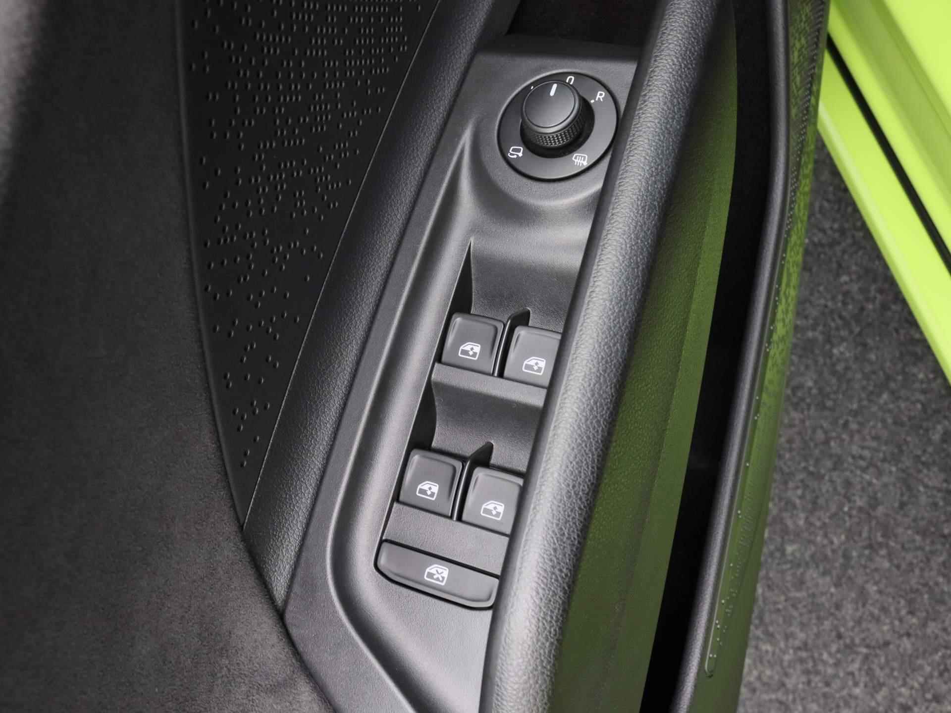 Skoda Enyaq Coupé iV 80 RS 300PK Warmtepomp, panoramadak, stoelverwarming, keyless, virtual pedal, achteruitrijcamera, elek. stoelen, 21'' lichtmetaal - 38/51