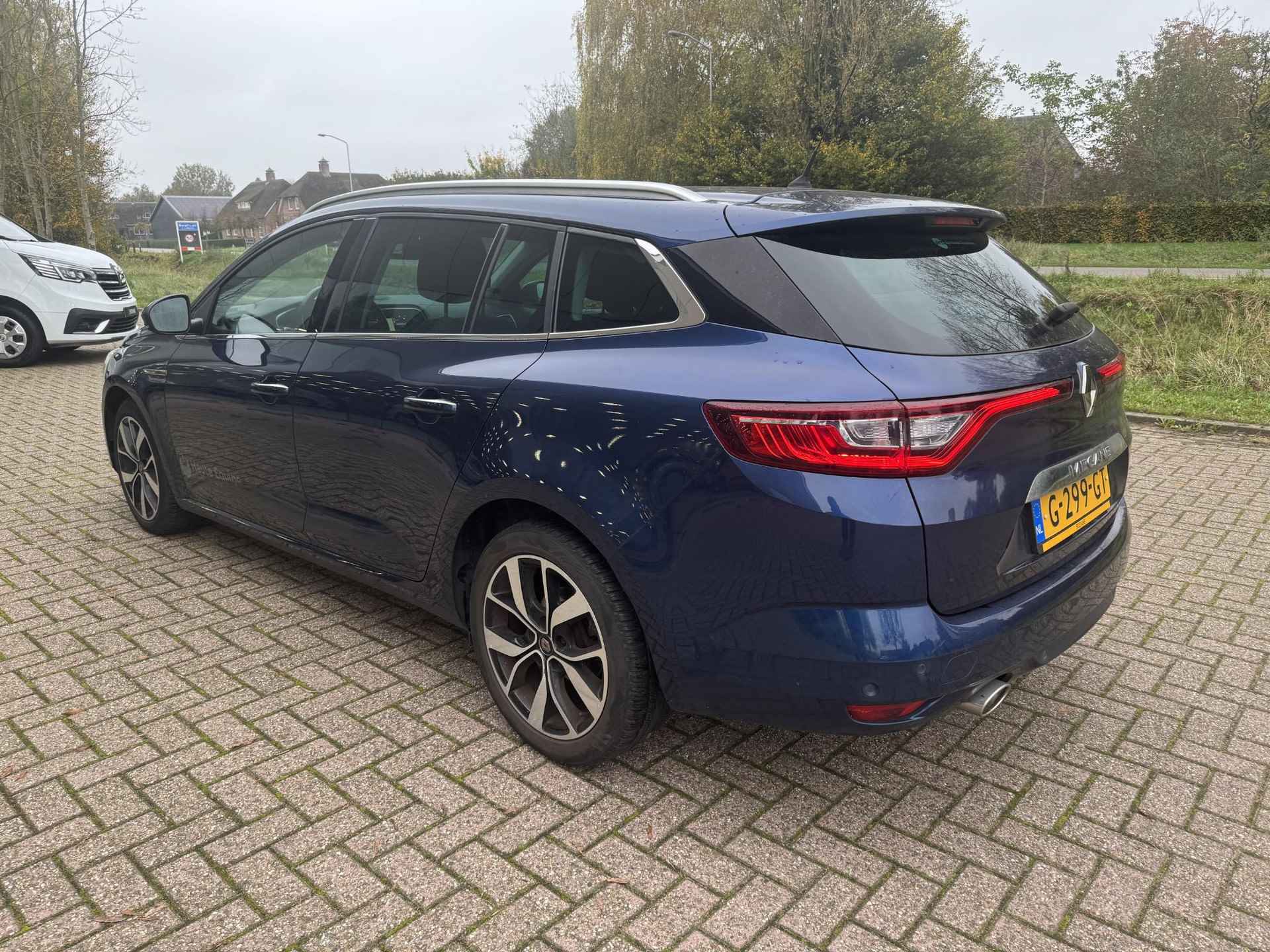 Renault Mégane Estate 1.3 TCe 115 Bose | 1e eigenaar!  | Leder | Stoelverwarming | Parkeersensoren voor, achter en achteruitrijcamera - 7/29