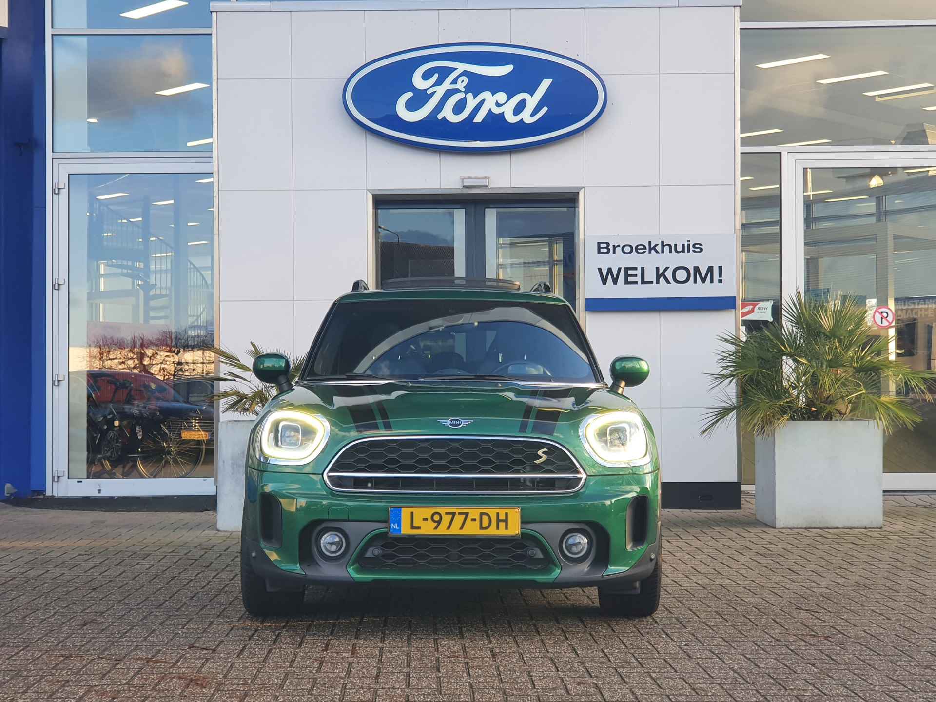 MINI Countryman 2.0 Cooper S E ALL4 Chili | Adap. Cruise | Stoelverwarming | Camera | Privacy Glass - 6/42