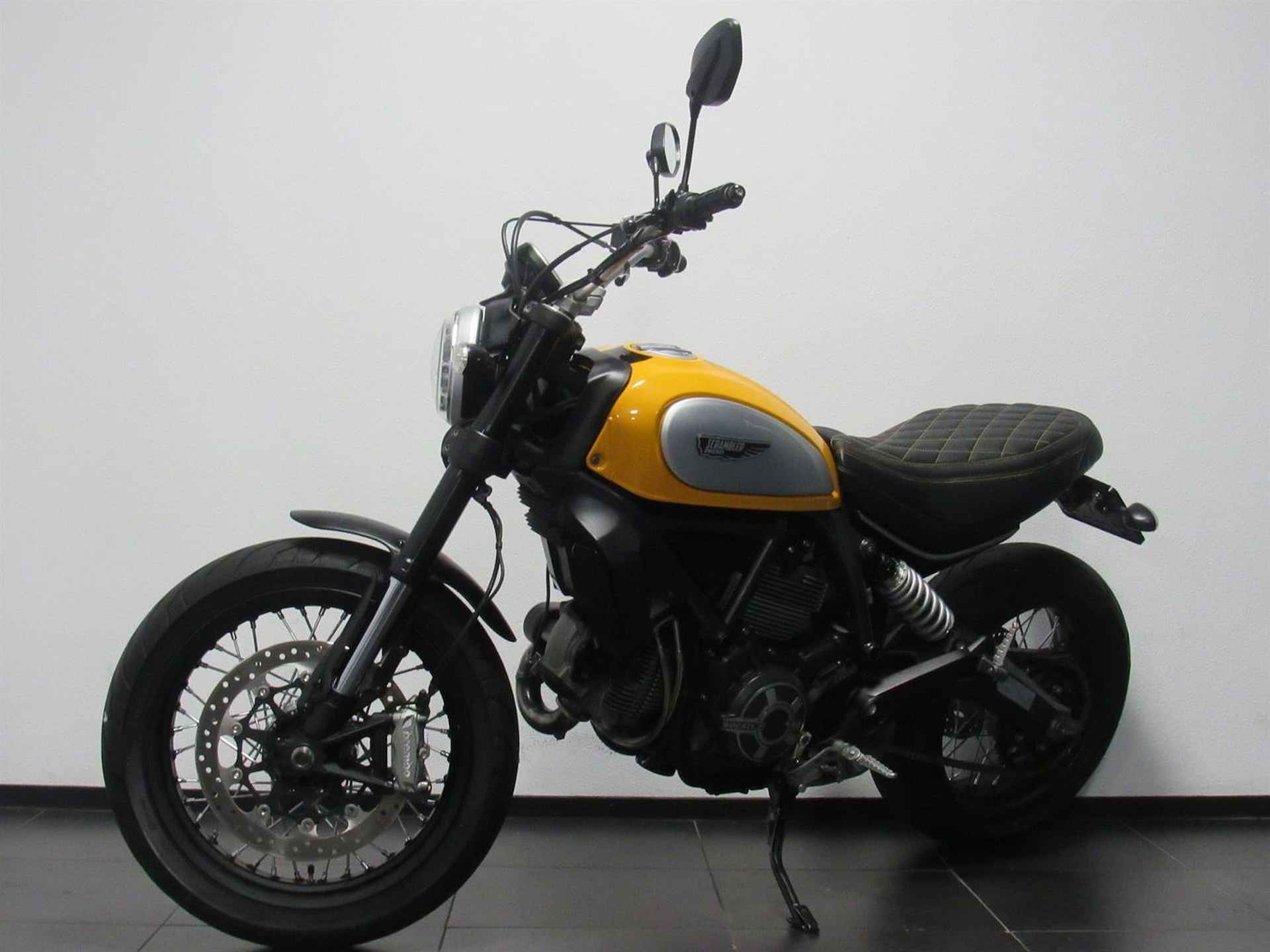 Ducati SCRAMBLER CLASSIC - 2015 - 3/14