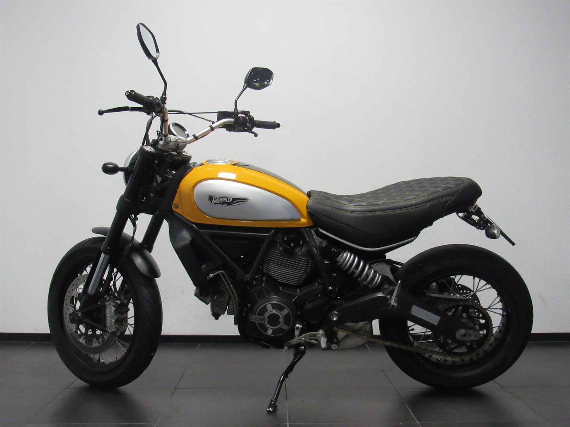 Ducati SCRAMBLER CLASSIC - 2015 - 4/14