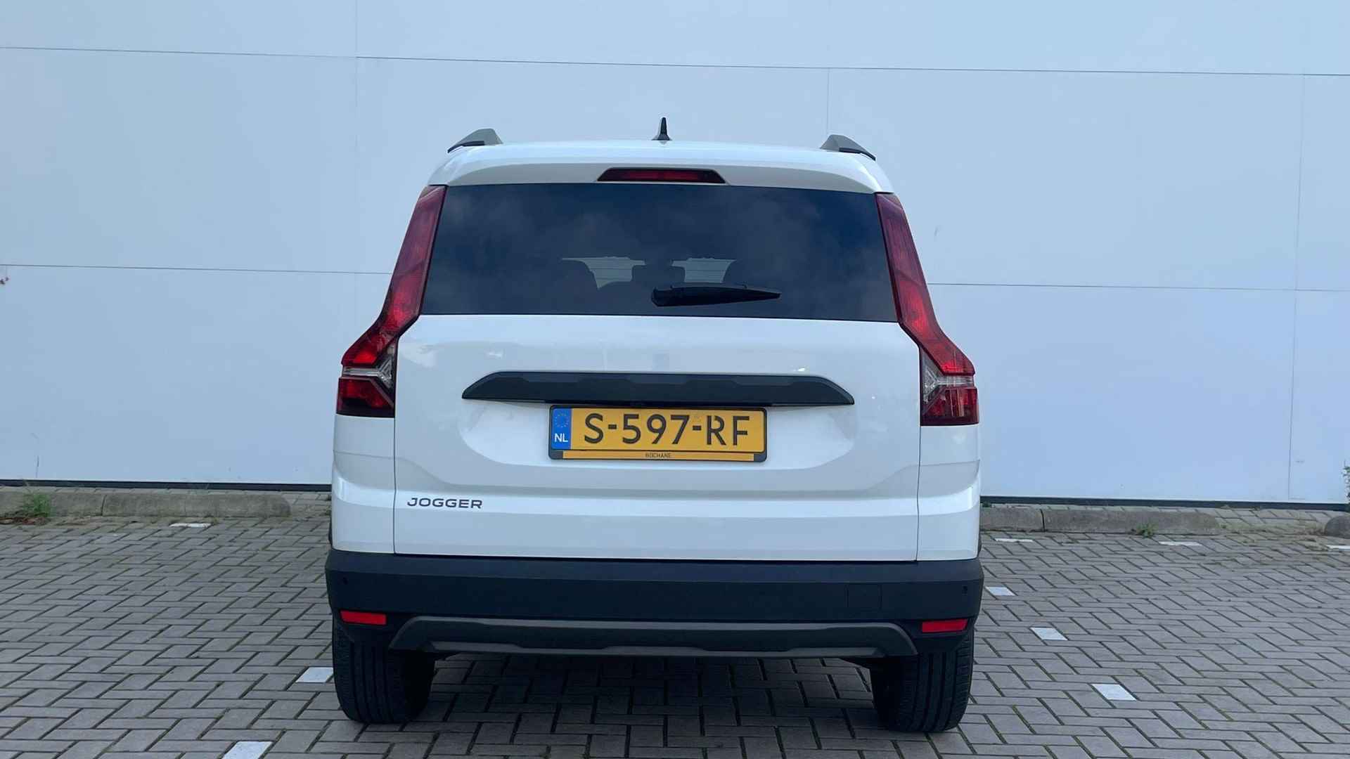 Dacia Jogger 1.0 TCe 110 Extreme 7p. 7-Persoons / Climate Control / Navigatie / Parkeersensoren V+A+Camera / Multi Dakrail / Lichtmetalen Velgen - 20/33