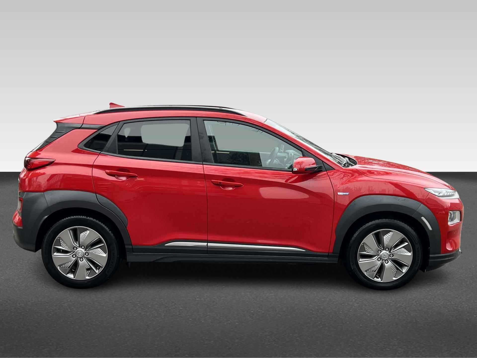 Hyundai KONA EV Fashion 64 kWh - 6/22