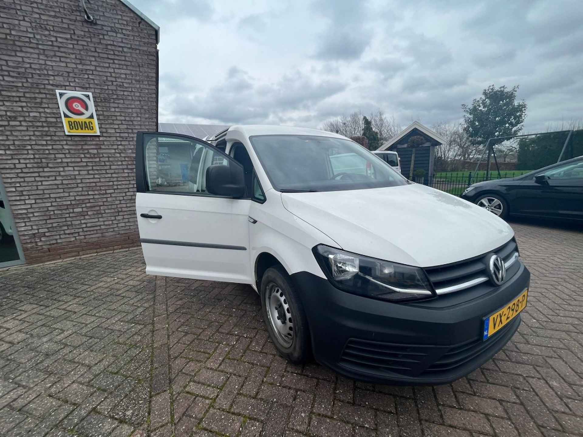 VOLKSWAGEN Caddy 2.0 TDI L1H1 BMT TR. - 10/30