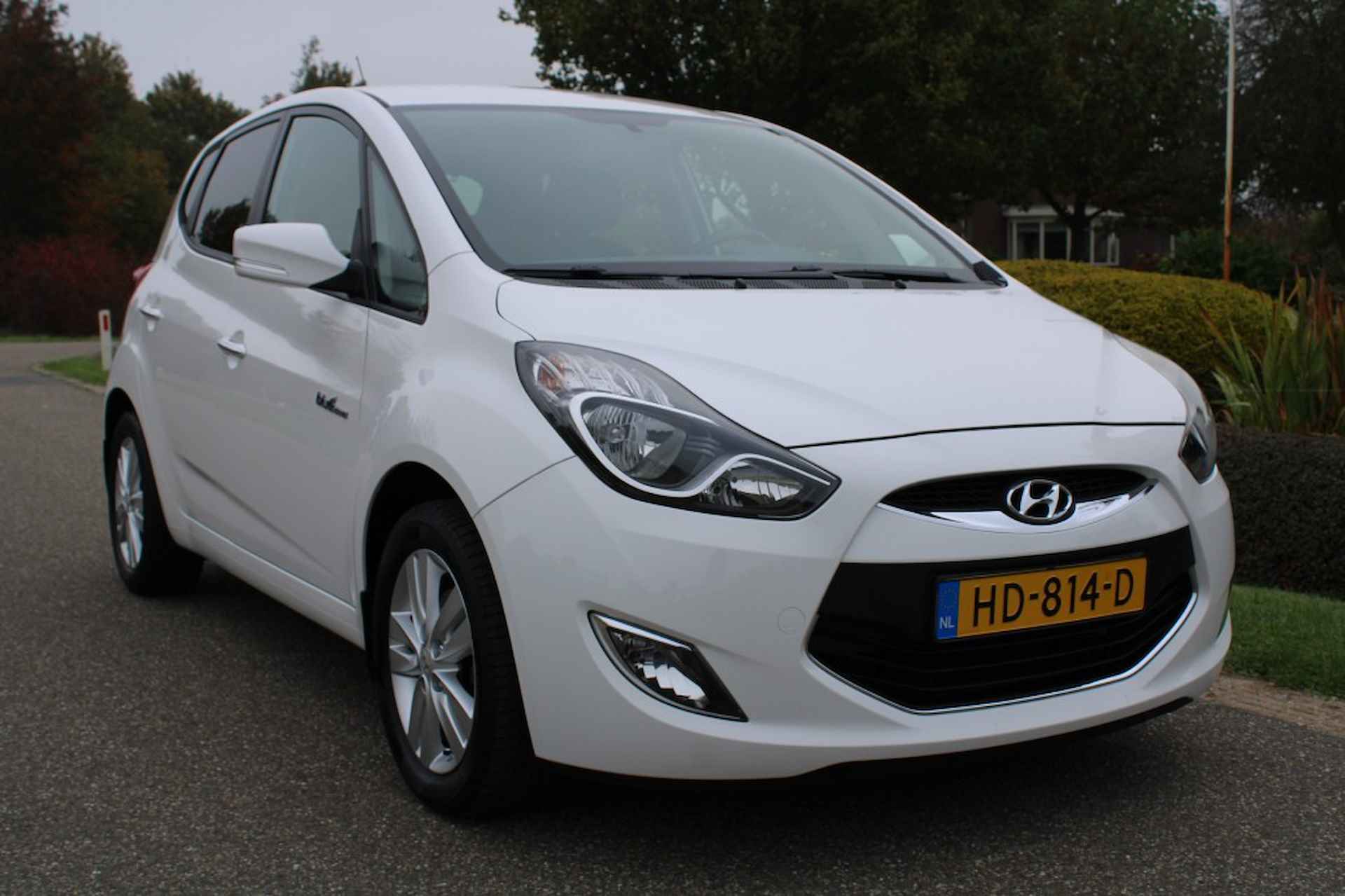 HYUNDAI Ix20 1.4i 90pk Go! Airco/Bluetooth/Navigatie - 28/30