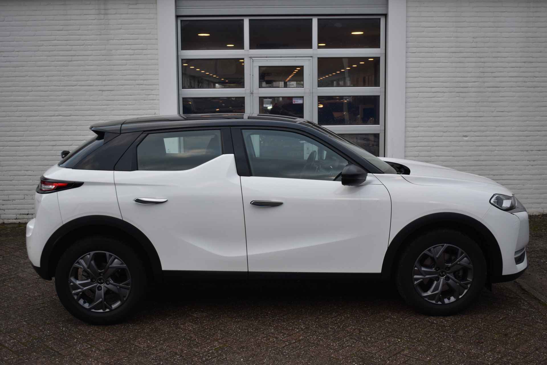 DS DS 3 Crossback PureTech 130 EAT8 Business | Automaat | Stoelverwarming | Airco | Navigatie | Apple Carplay | - 7/25