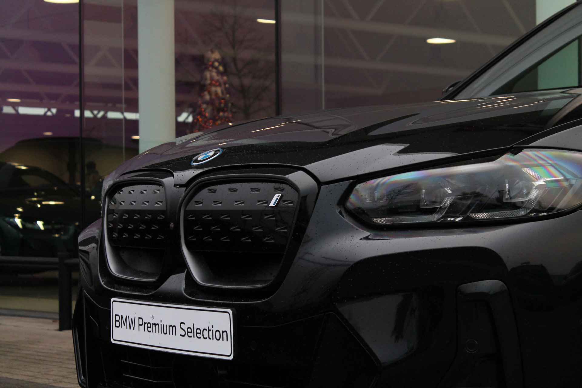 BMW iX3 High Executive / Sportstoelen / Stoelverwarming / M Adaptief onderstel / Live Cockpit Professional / Harman Kardon / Head-Up / Parking Assistant Plus - 10/63