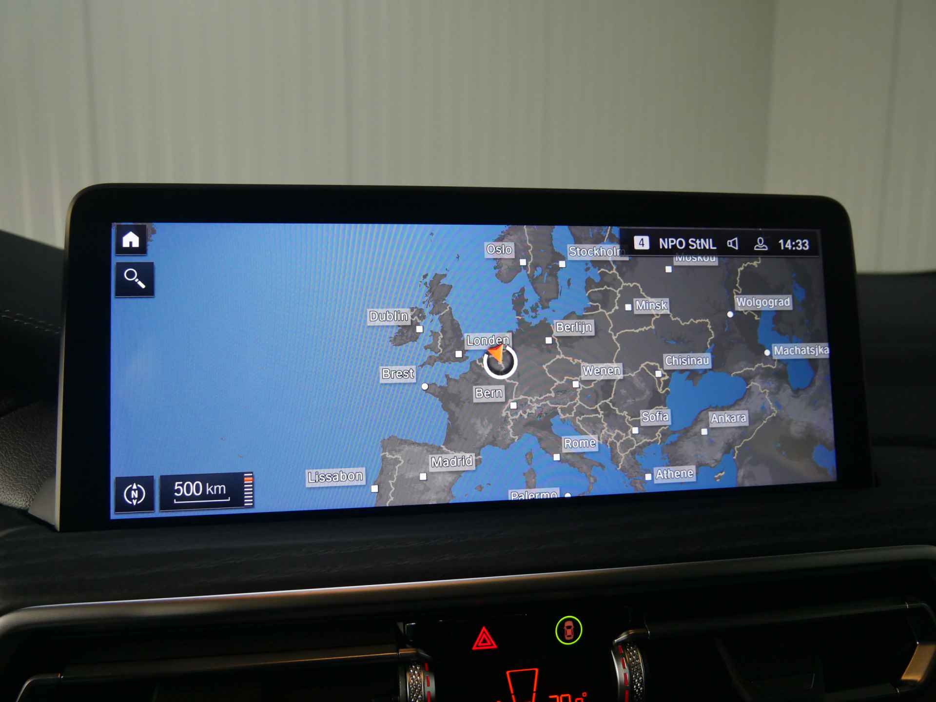 BMW iX3 High Executive / Sportstoelen / Stoelverwarming / M Adaptief onderstel / Live Cockpit Professional / Harman Kardon / Head-Up / Parking Assistant Plus - 56/63