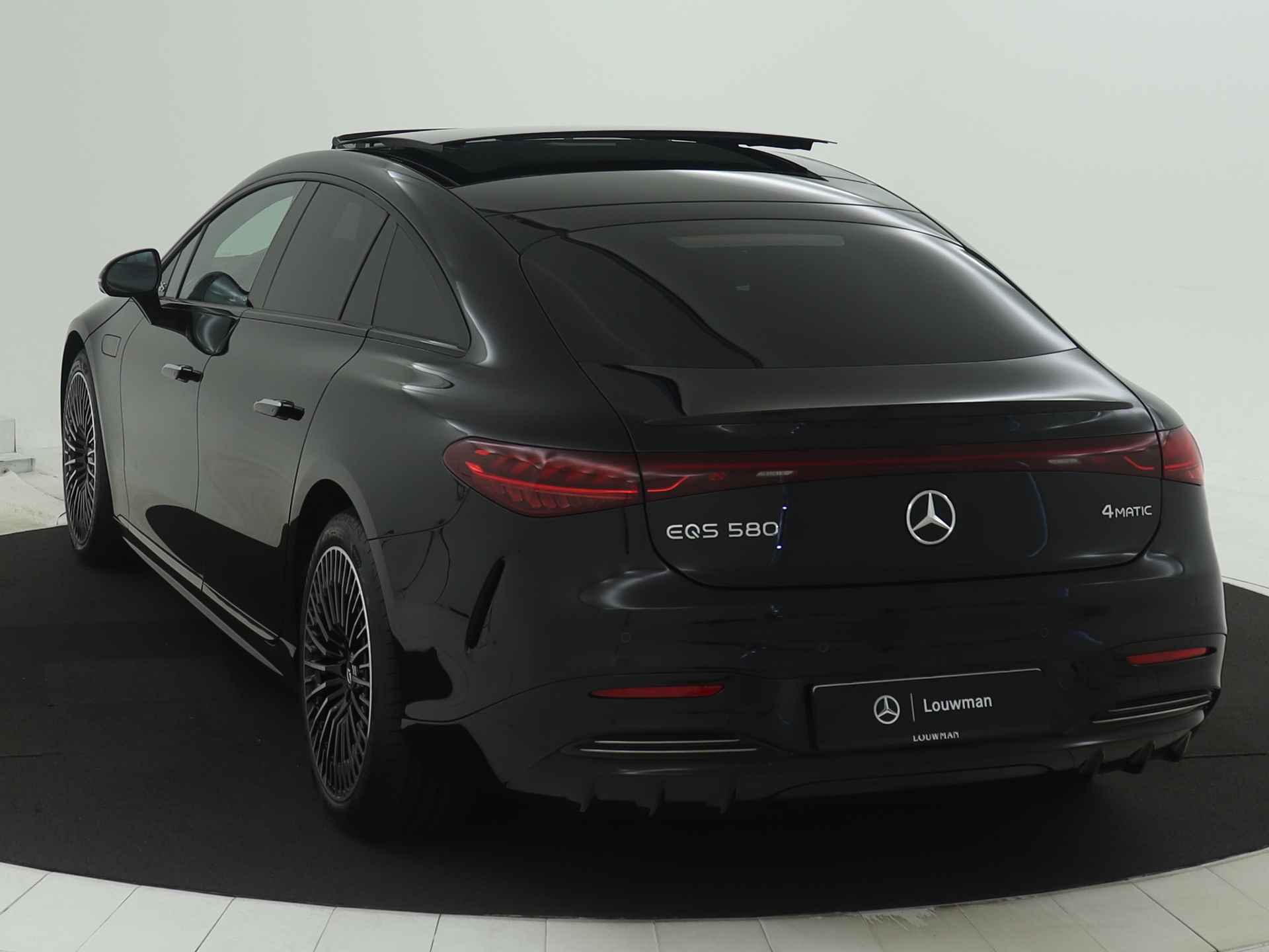 Mercedes-Benz EQS 580 4MATIC AMG Line 108 kWh | Achterasbesturing tot 10° | Garagedeuropener | Premium Plus pakket | Akoestiekcomfortpakket | MBUX augmented reality voor navigatie | Nightpakket | Rijassistentiepakket plus | - 14/37