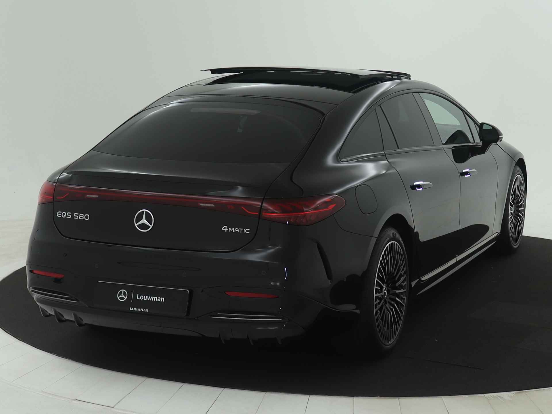 Mercedes-Benz EQS 580 4MATIC AMG Line 108 kWh | Achterasbesturing tot 10° | Garagedeuropener | Premium Plus pakket | Akoestiekcomfortpakket | MBUX augmented reality voor navigatie | Nightpakket | Rijassistentiepakket plus | - 15/37