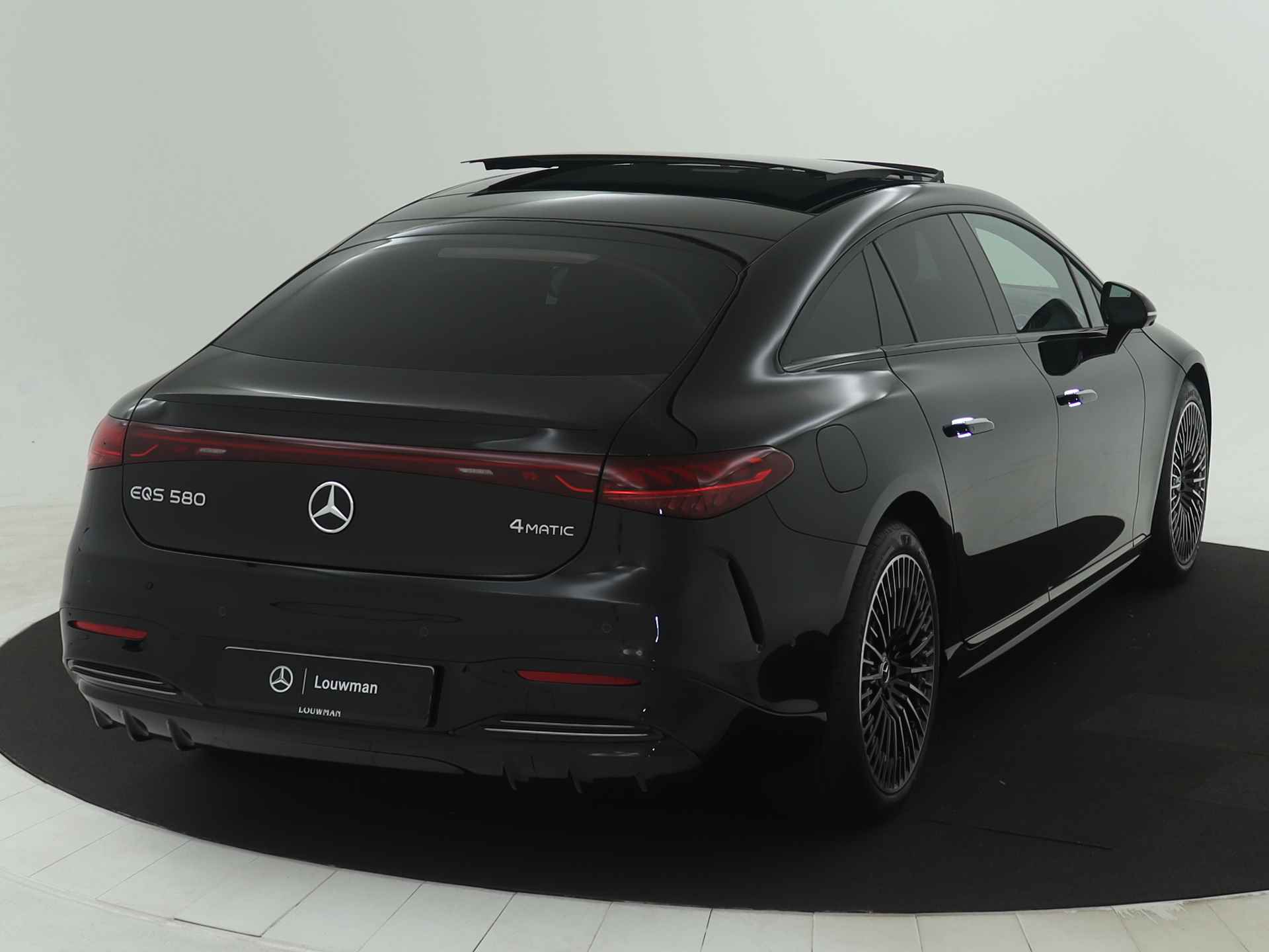 Mercedes-Benz EQS 580 4MATIC AMG Line 108 kWh | Achterasbesturing tot 10° | Garagedeuropener | Premium Plus pakket | Akoestiekcomfortpakket | MBUX augmented reality voor navigatie | Nightpakket | Rijassistentiepakket plus | - 14/36