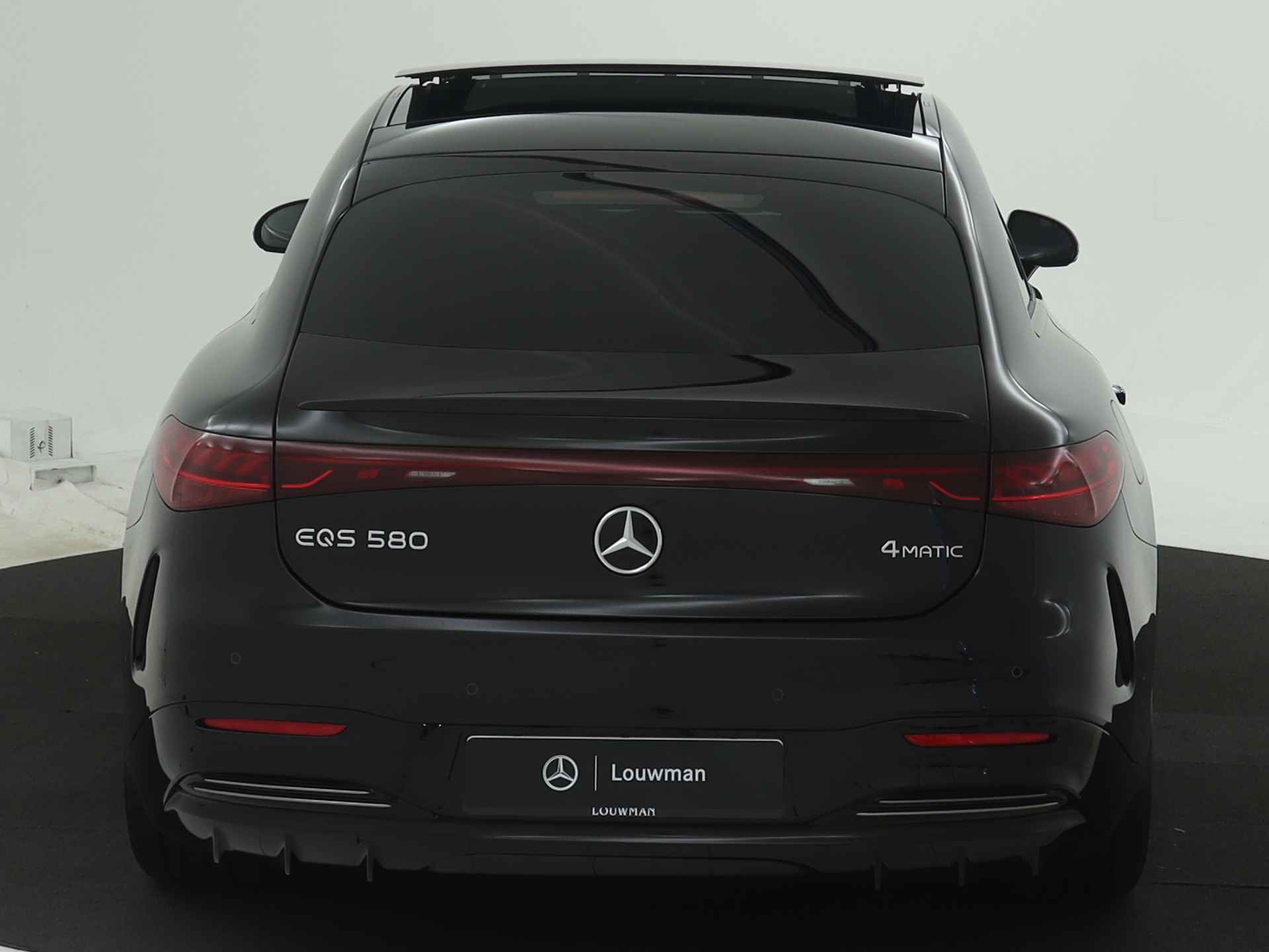 Mercedes-Benz EQS 580 4MATIC AMG Line 108 kWh | Achterasbesturing tot 10° | Garagedeuropener | Premium Plus pakket | Akoestiekcomfortpakket | MBUX augmented reality voor navigatie | Nightpakket | Rijassistentiepakket plus | - 24/36