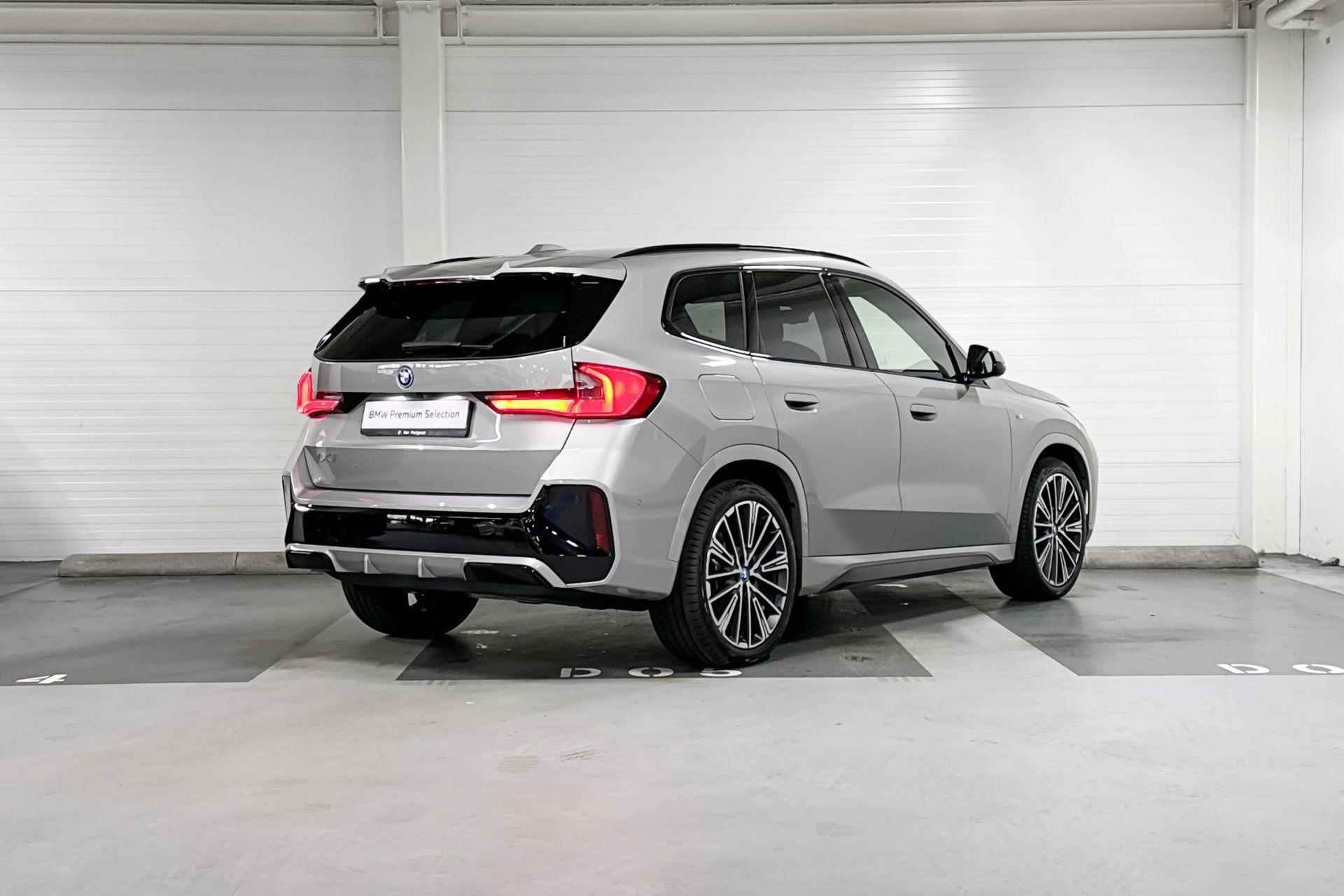 BMW iX1 eDrive20 M-Sport Pro | Premium Pack | Travel Pack | Harman/Kardon | Schuif-/Kanteldak - 5/21