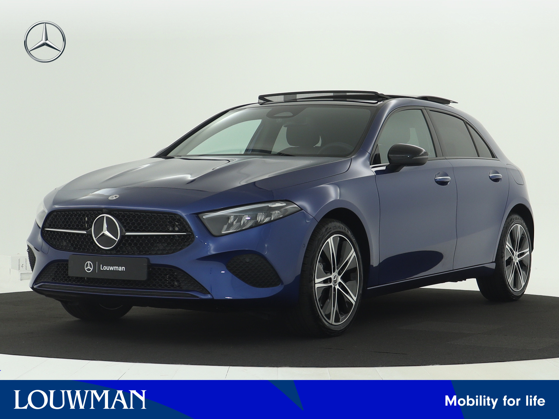 Mercedes-Benz A-Klasse 250 e Star Edition Luxury Line | Nightpakket | Parkeerpakket met achteruitrijcamera | KEYLESS GO | Draadloos oplaadsysteem voor Smartphone | Extra USB-poorten | Dodehoekassistent | 	URBAN GUARD vehicle protection |