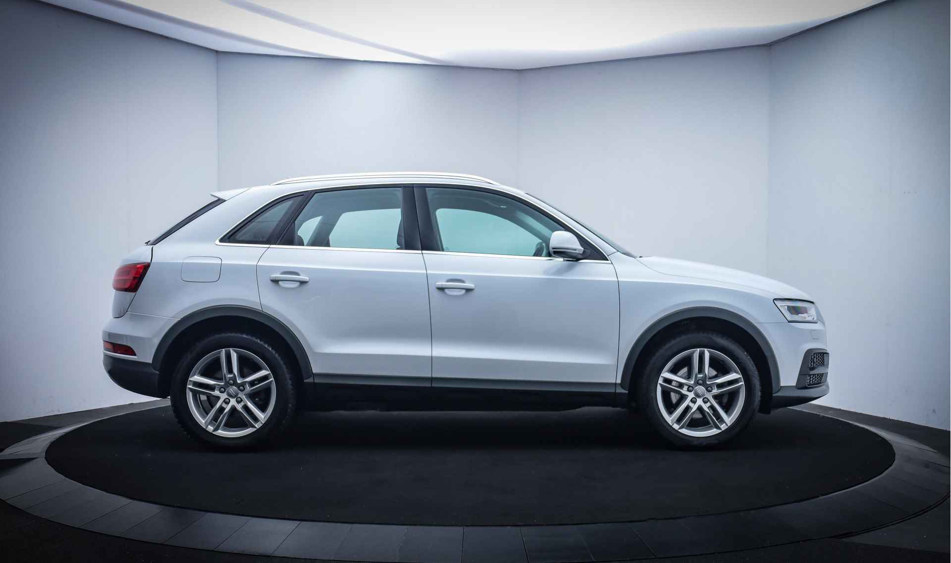 Audi Q3 1.4TFSI S-Tr. Sport Advance FULL LED/NAVI/CLIMA/CRUISE/STOELVERW./ELEK KLEP/PDC V+A/LMV - 4/26