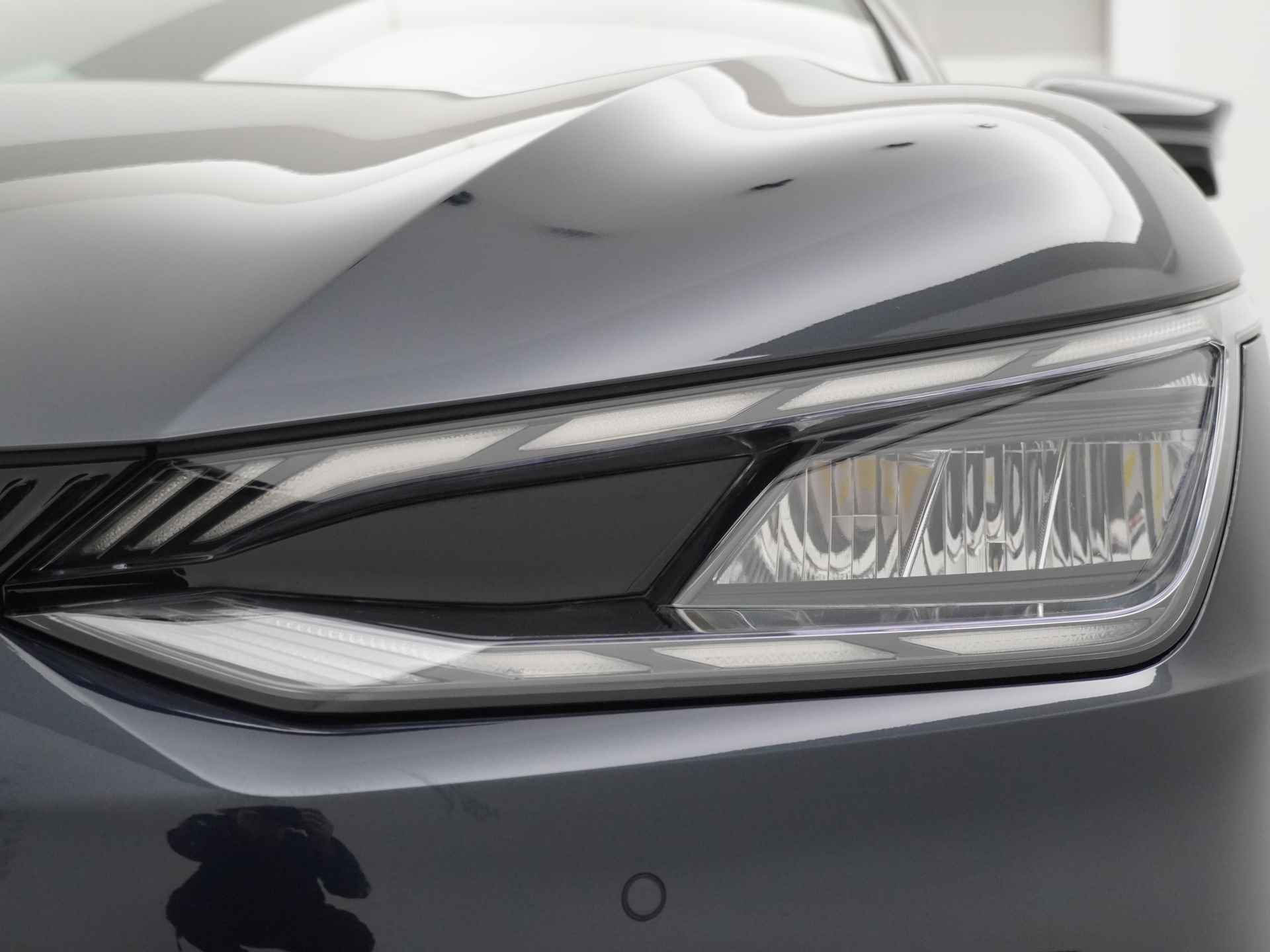 Kia Ev6 Plus 77.4 kWh - LED koplampen - Navigatie - Stoel verwarming - Camera - Apple/Android Carplay - Fabrieksgarantie tot 06-2030 - 14/50