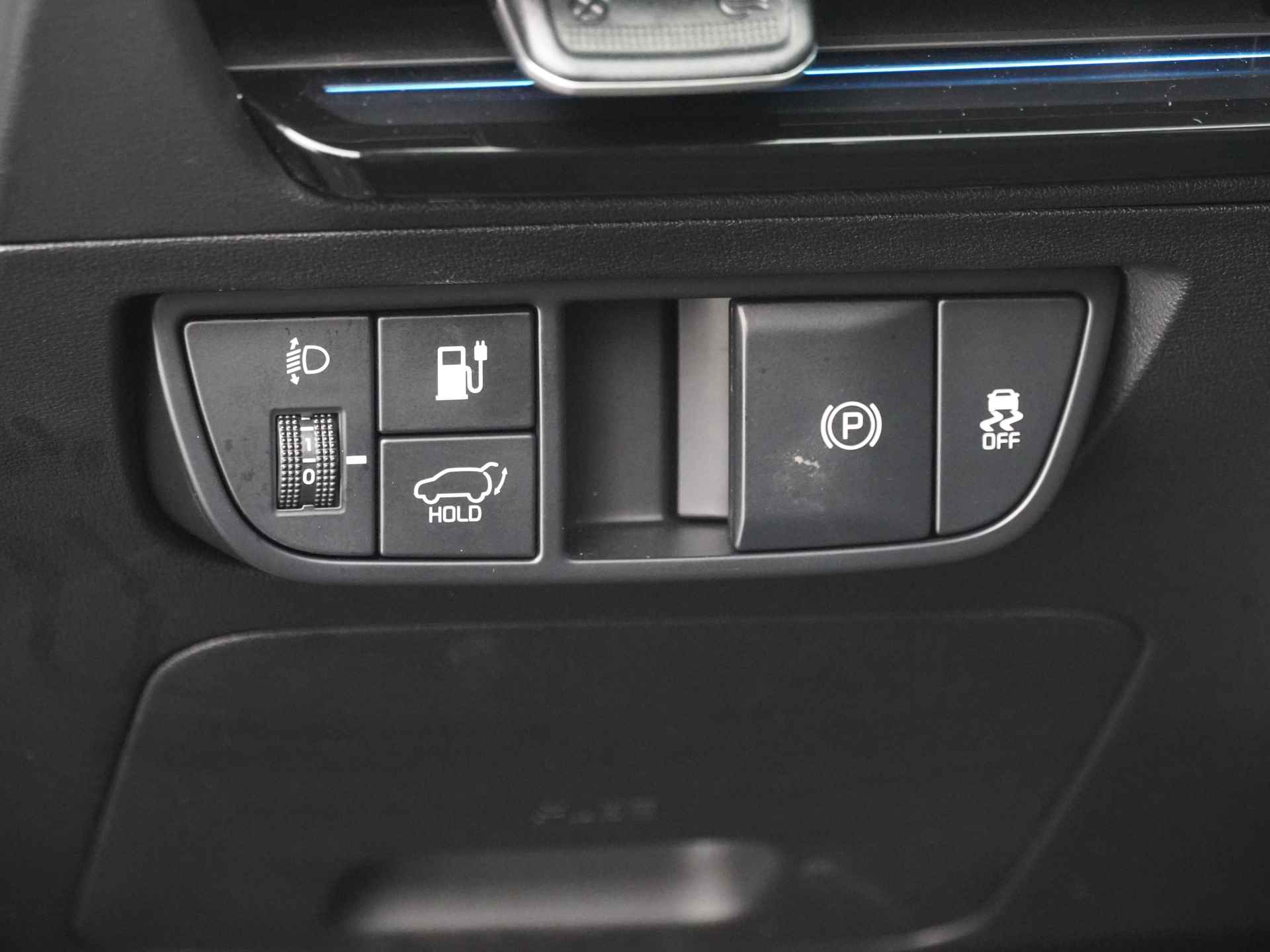 Kia Ev6 Plus 77.4 kWh - LED koplampen - Navigatie - Stoel verwarming - Camera - Apple/Android Carplay - Fabrieksgarantie tot 06-2030 - 20/50