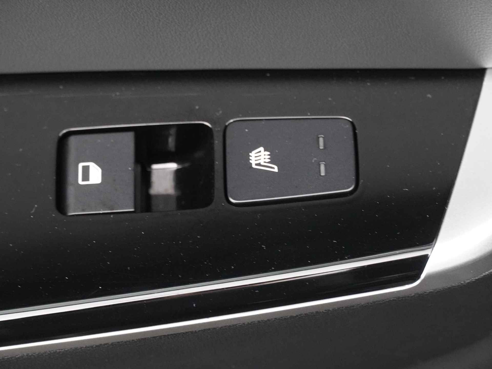 Kia Ev6 Plus 77.4 kWh - LED koplampen - Navigatie - Stoel verwarming - Camera - Apple/Android Carplay - Fabrieksgarantie tot 06-2030 - 35/50