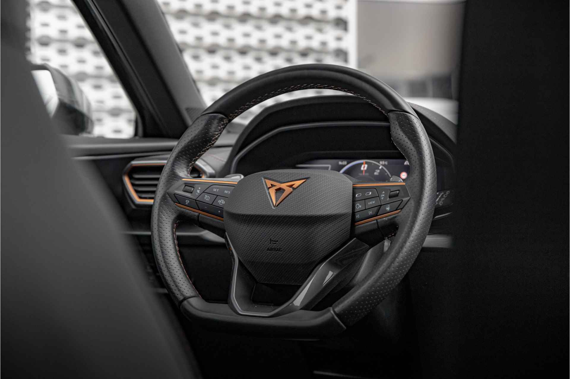 CUPRA Formentor 1.4 e-Hybrid VZ Performance 245 pk | Elektr. Stoelbediening | Camera | Carplay | Stoel- en stuurverwarming - 8/25