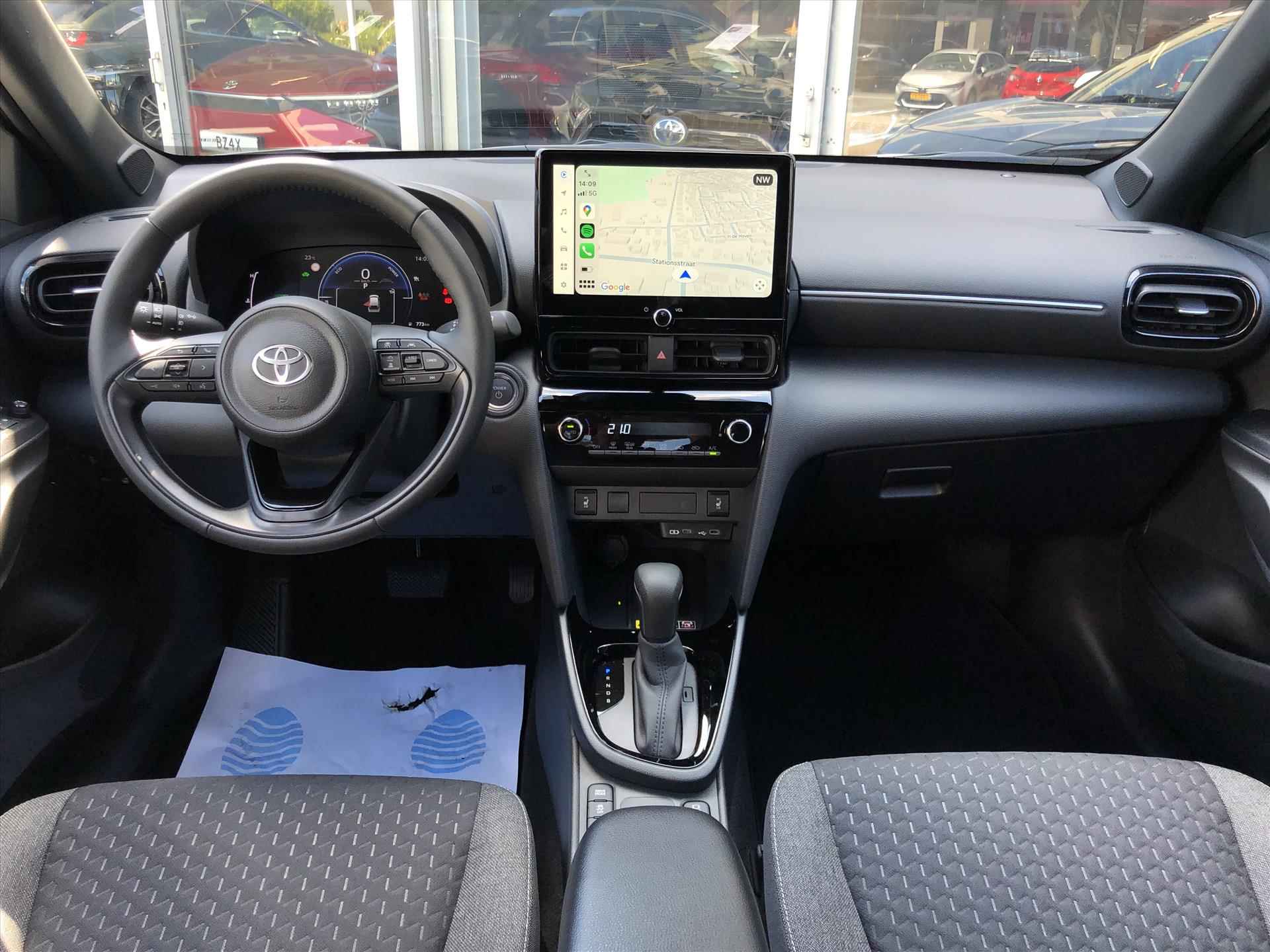 Toyota Yaris Cross 1.5 Hybrid 130PK First Edition Plus | Stoel + Stuurverwarming, Apple CarPlay, Keyless, 17inch, Groot scherm - 5/27