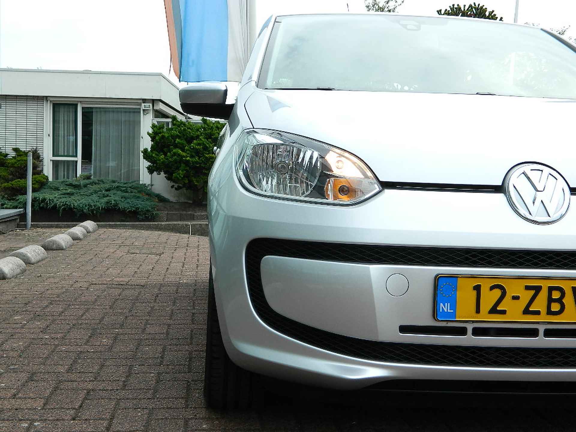 VOLKSWAGEN Up! R 1.0 60PK High up! Navigatie Airco - 11/50