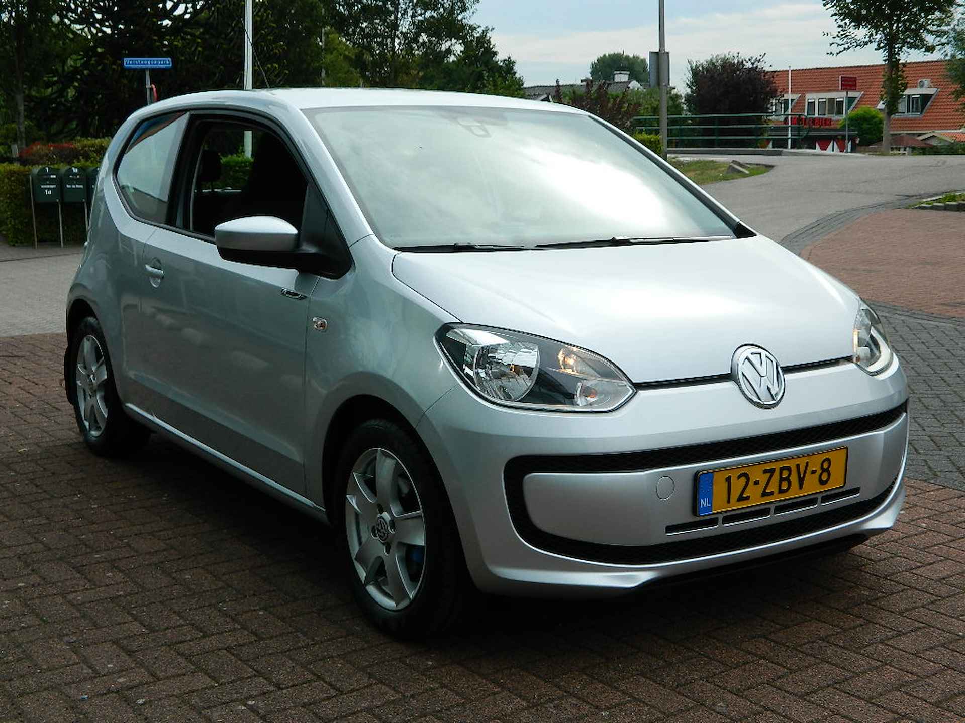 VOLKSWAGEN Up! R 1.0 60PK High up! Navigatie Airco - 12/50