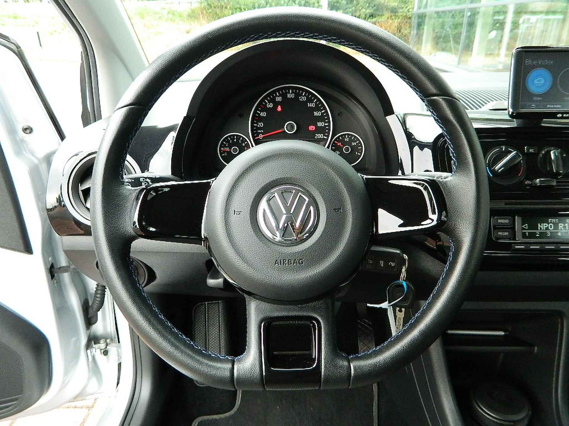 VOLKSWAGEN Up! R 1.0 60PK High up! Navigatie Airco - 26/50