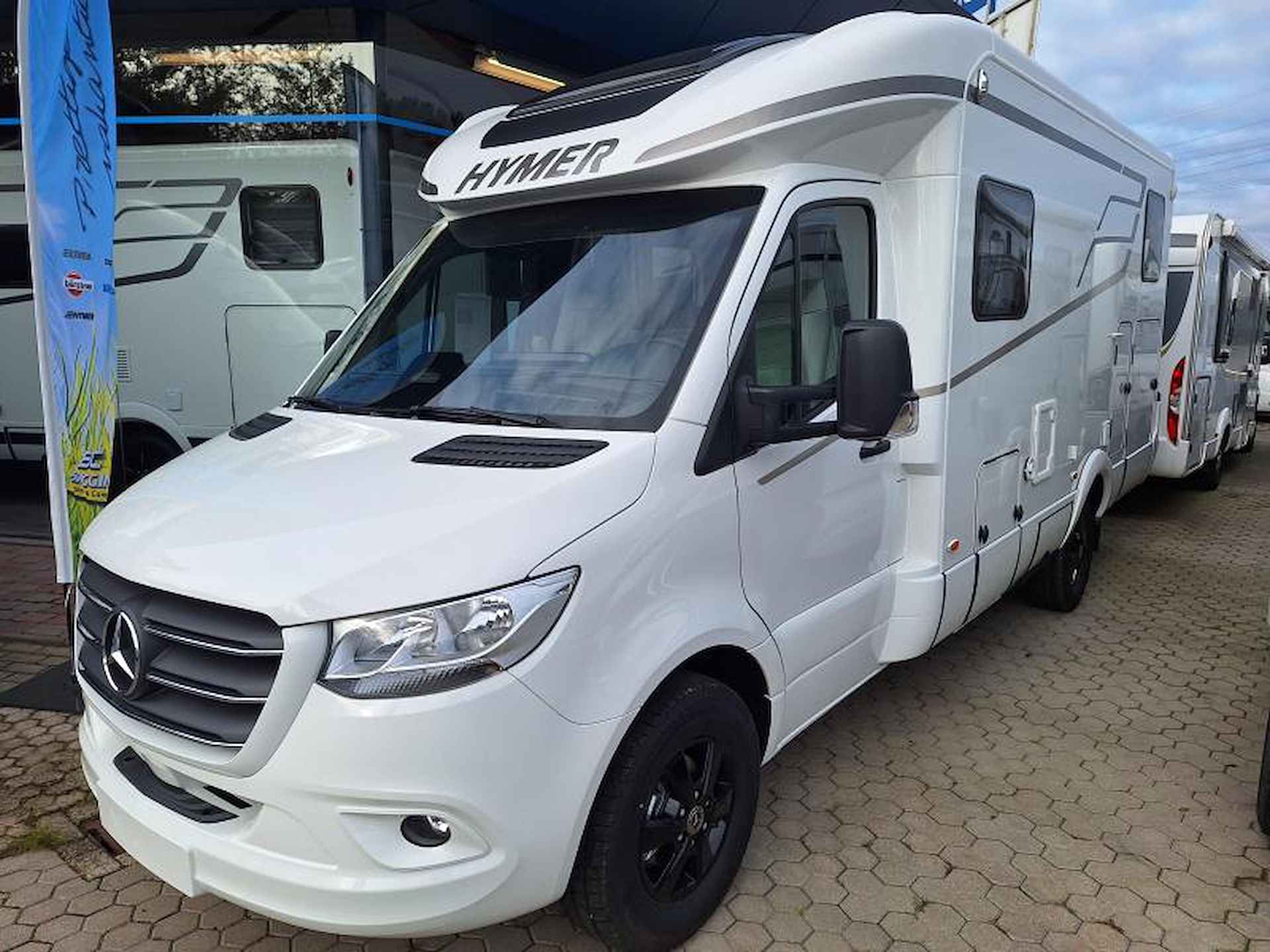 Hymer B-MCT 580  - XXL BED - 9G AUTOMAAT - 3/24