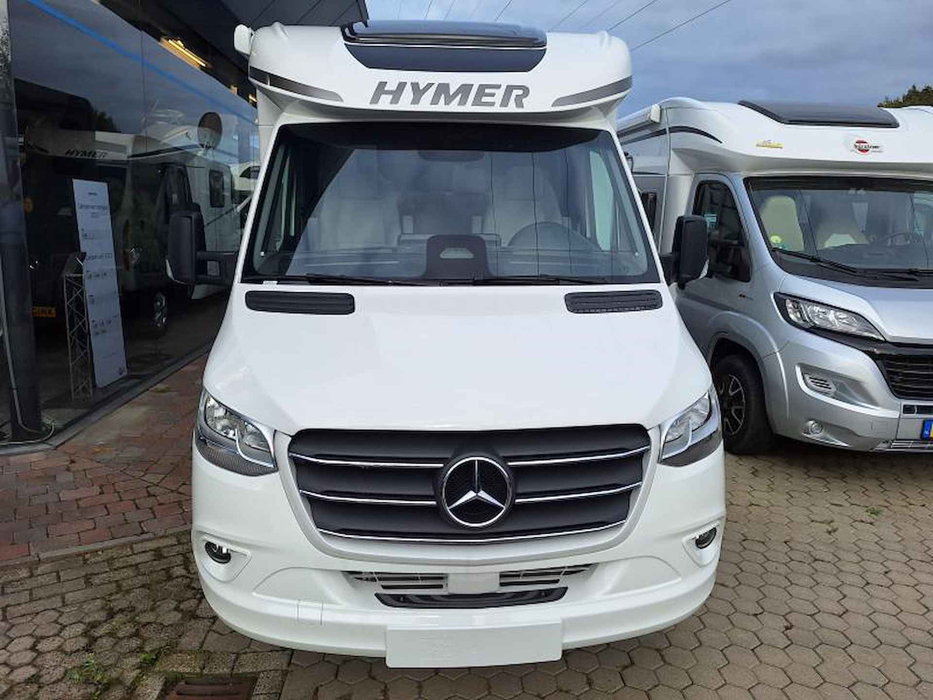 Hymer B-MCT 580  - XXL BED - 9G AUTOMAAT - 24/24