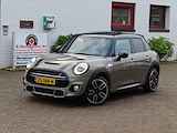 Mini Mini 5-Deurs (f55) 2.0 192pk Aut Cooper S Knightsbridge Edition/ Panoramadak/ Keyless entry/ lederen bekleding/ Harman & Kardon sound/ Camera achter/ Origineel NL/ NAP