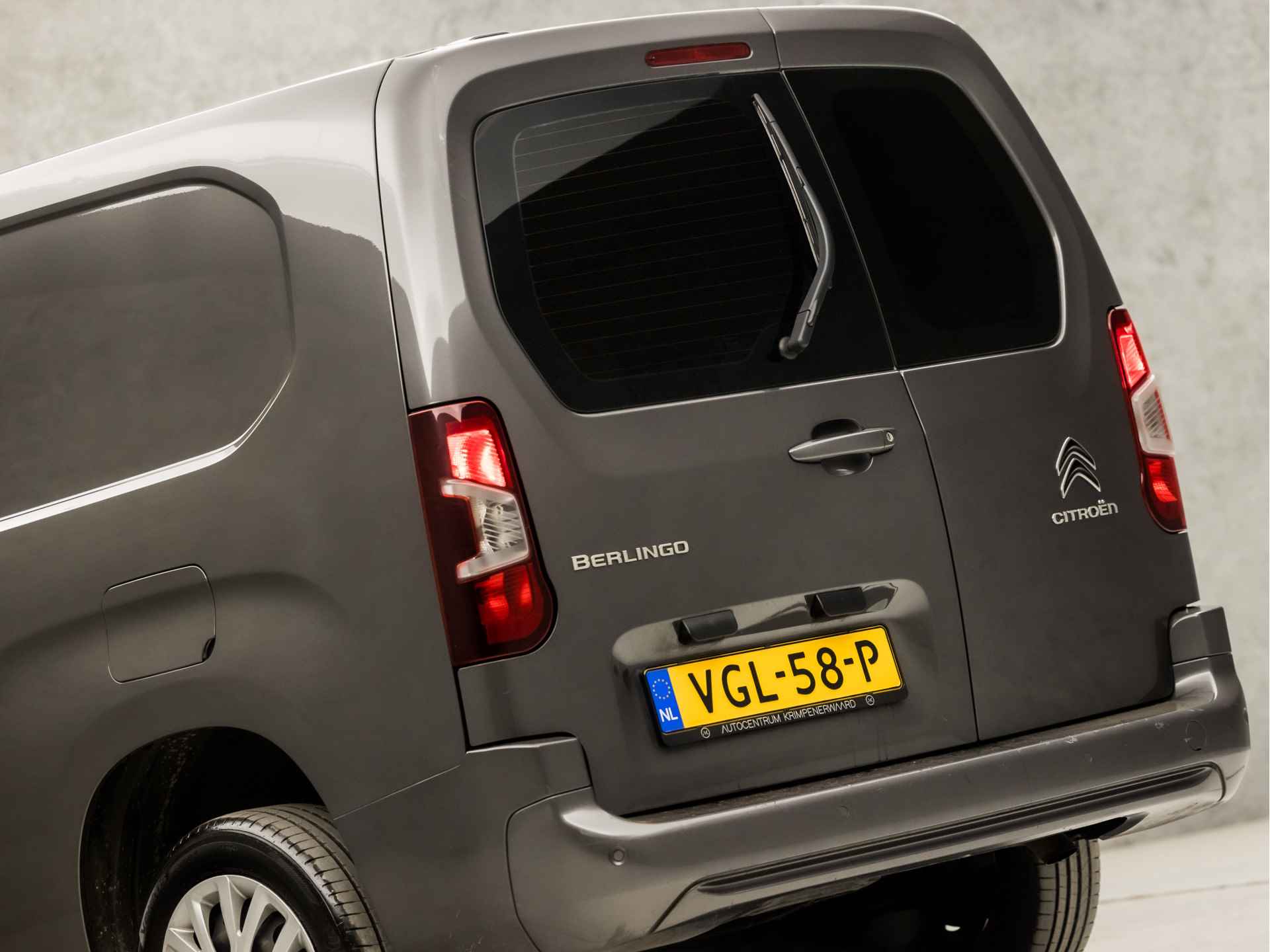 Citroën Berlingo 1.5 BlueHDI Club XL Automaat (MARGE, GROOT NAVI, APPLE CARPLAY, CRUISE, AIRCO, ELEK PAKKET, ARMSTEUN, SPORTSTOELEN, PARKEERSENSOREN, STUURWIEL MULTIFUNCTIONEEL, NIEUWE APK, NIEUWSTAAT) - 9/30