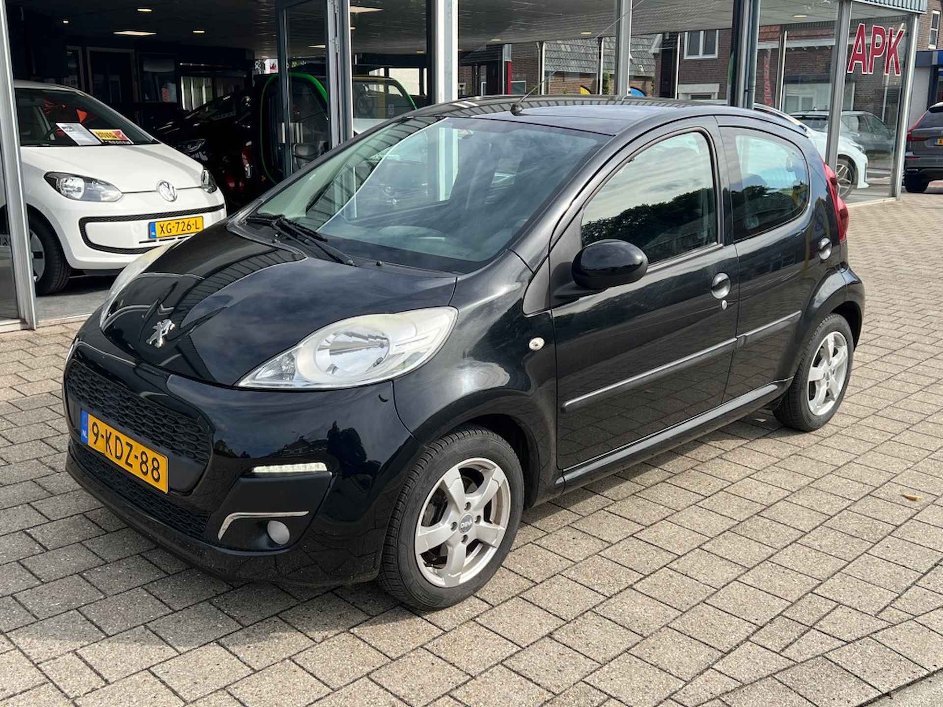 PEUGEOT 107 1.0 ACTIVE - 1/11