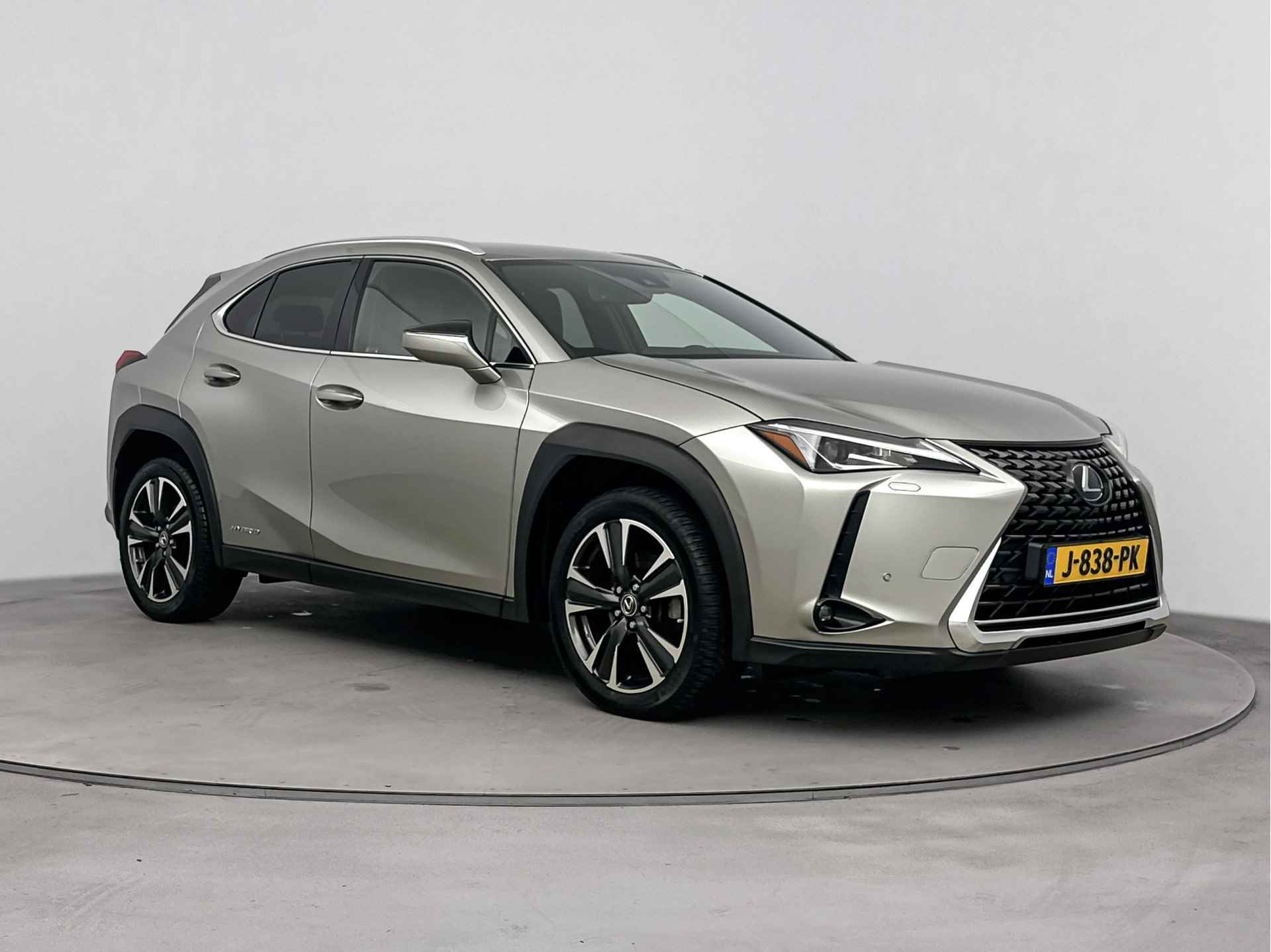 Lexus UX 250h Business Line | Trekhaak | Navigatie | Parkeercamera | Apple CarPlay | - 28/42