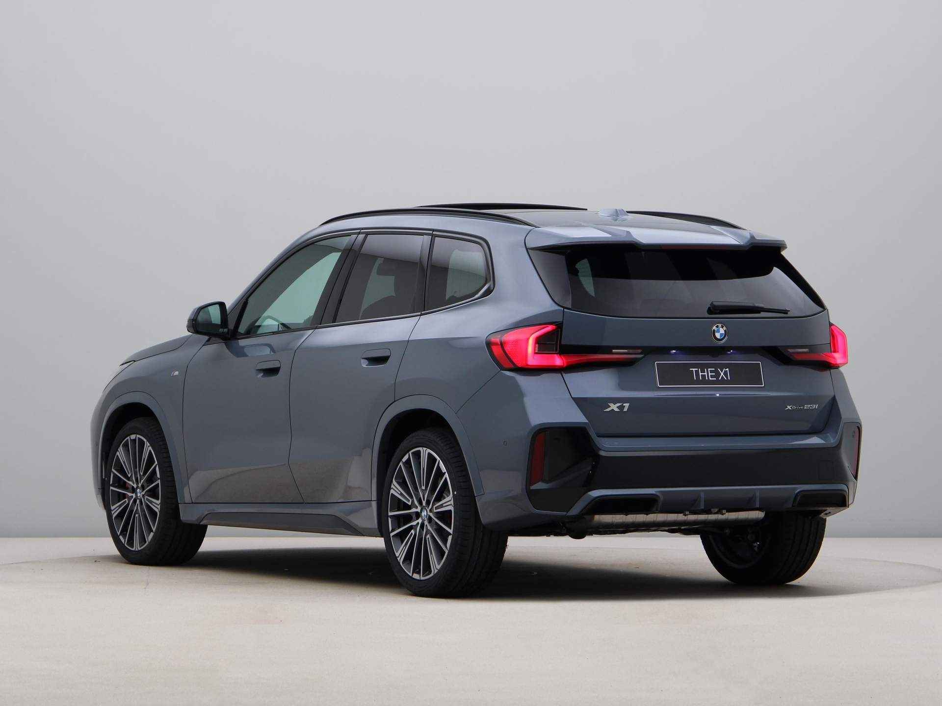 BMW X1 xDrive23i - 12/28