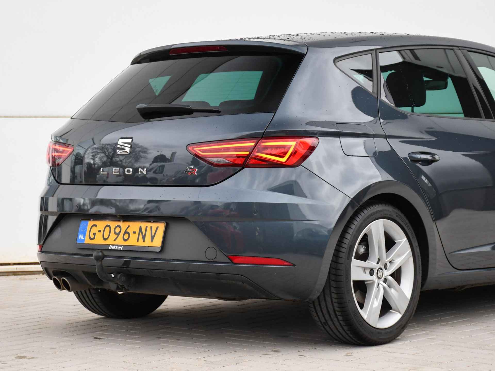 SEAT Leon FR Ultimate Edition 1.5 TSI 150pk Automaat BEATS AUDIO | 17''LM | TREKHAAK | DAB | CRUISE.C | PDC + CAM. | NAVI - 5/42