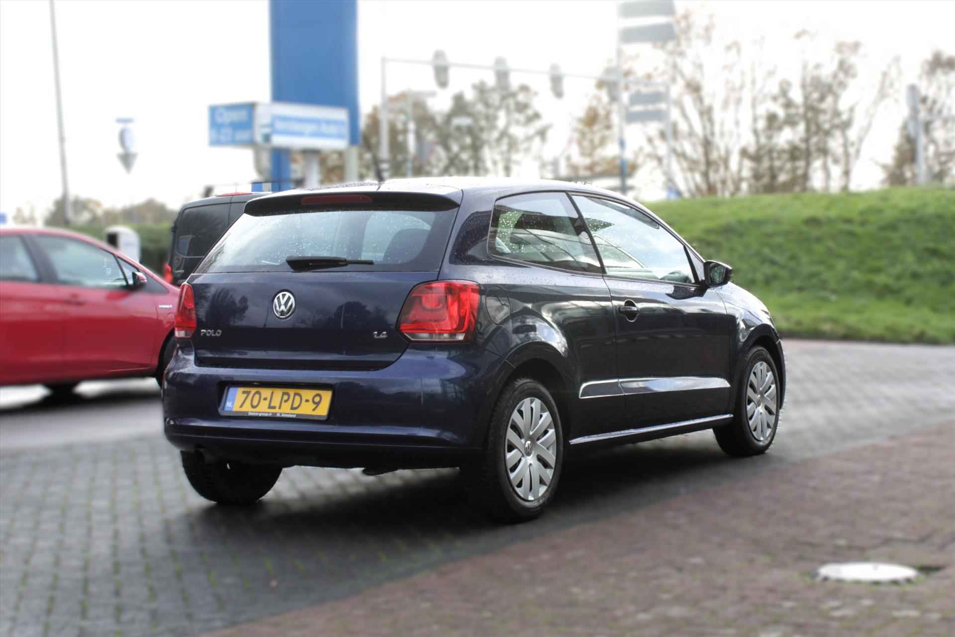 VOLKSWAGEN Polo 1.4 16V 59KW 3D Trendline - 8/32