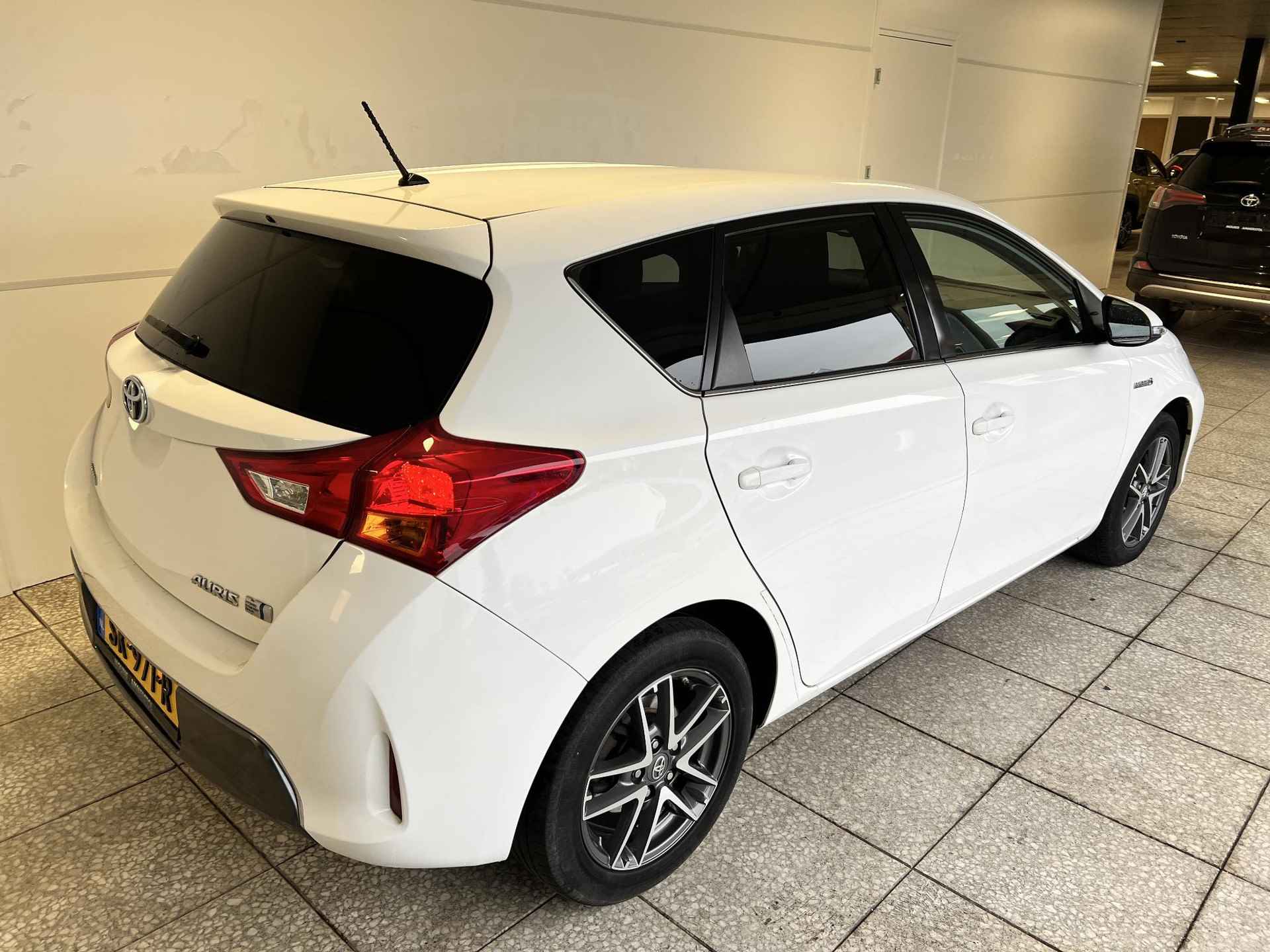 Toyota Auris 1.8 Hybrid dynamic - 4/22